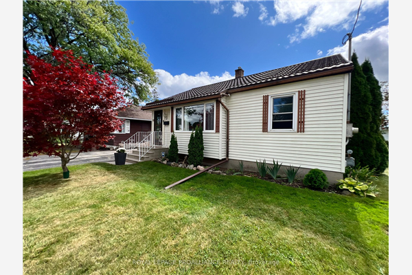 51 Bay Dr, Belleville