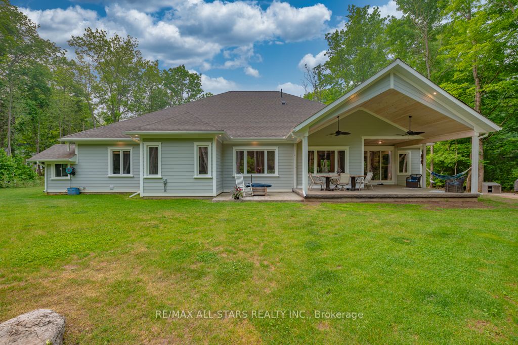 228 Riverside Dr
