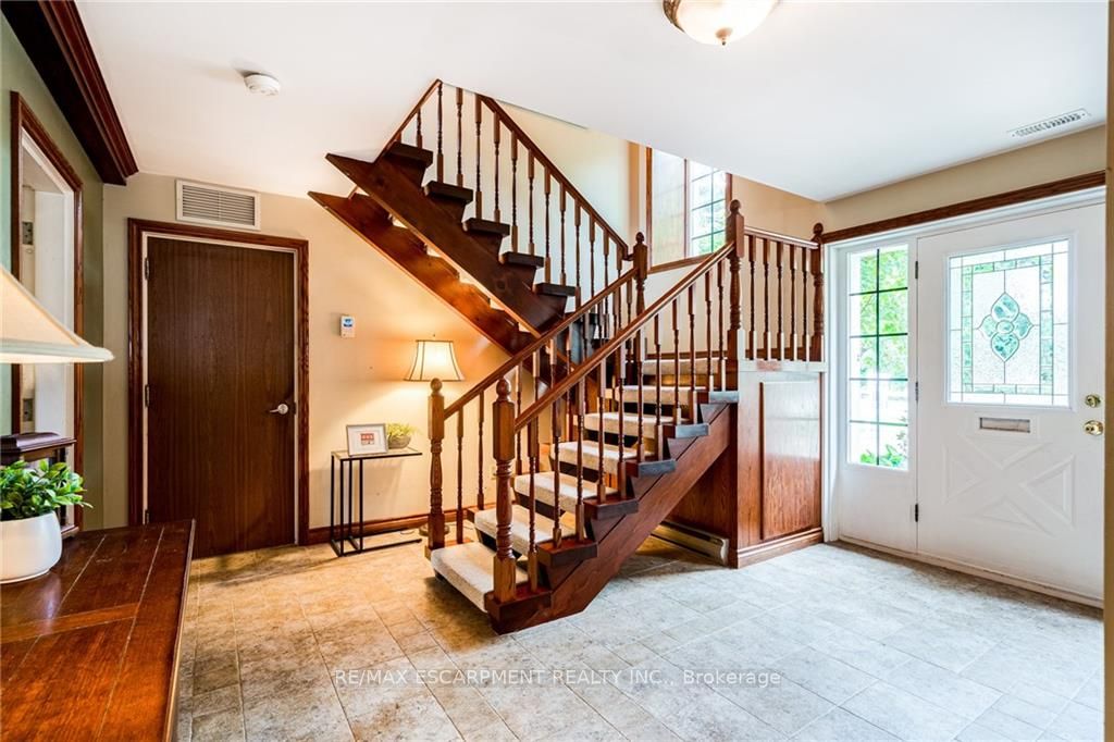 120 Mohawk Road