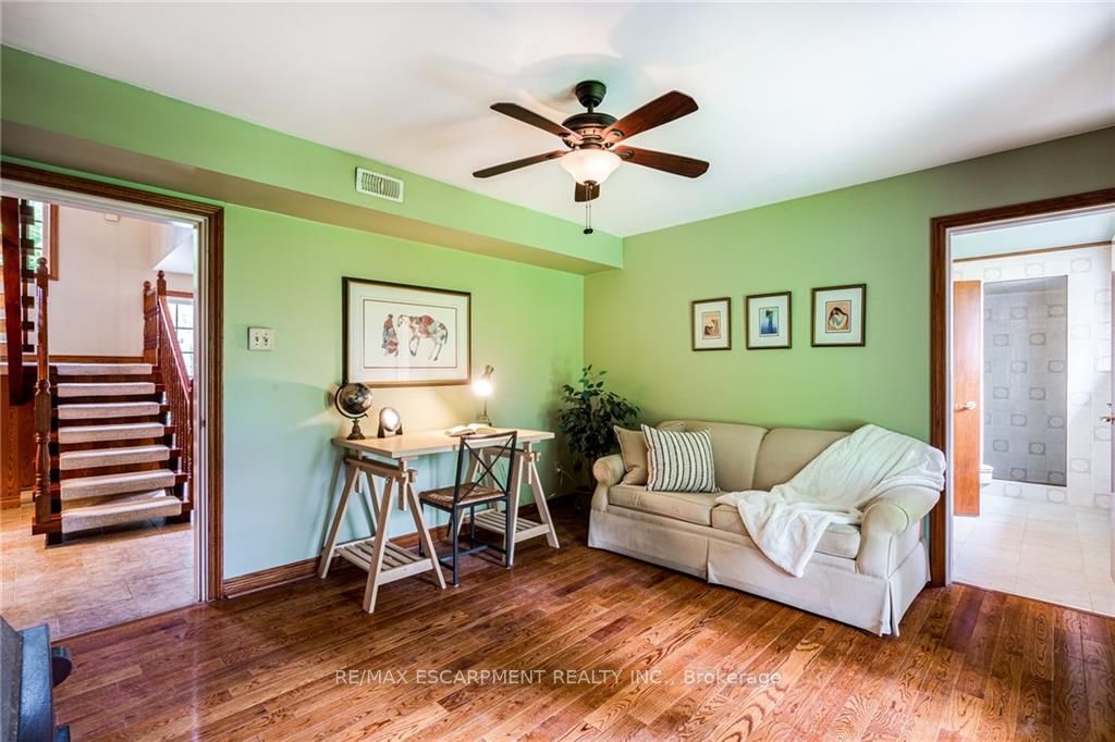 120 Mohawk Road