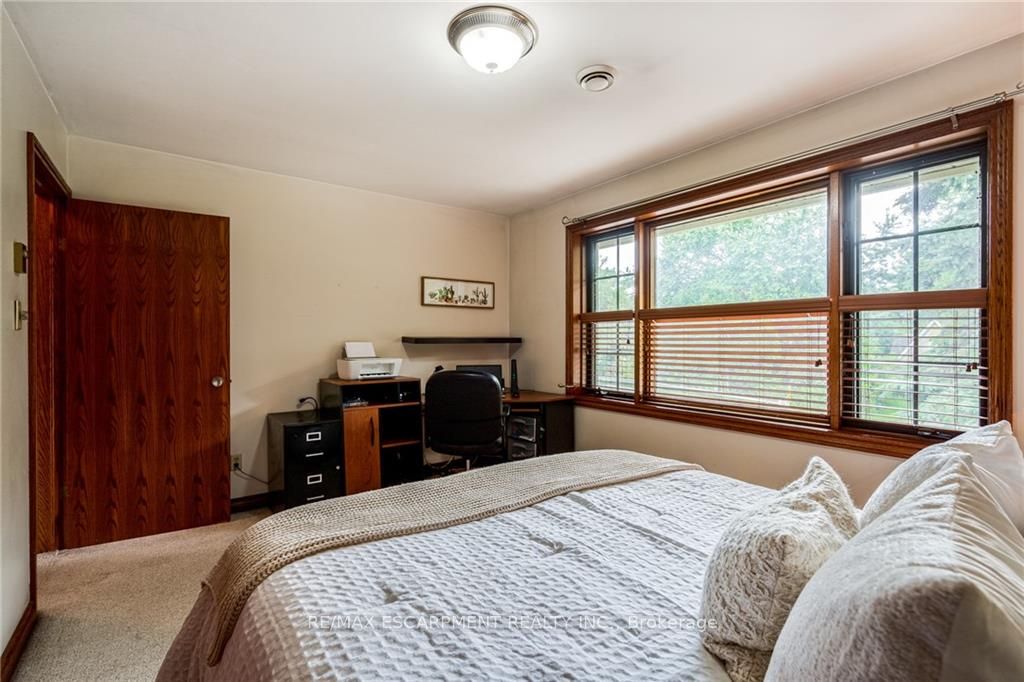 120 Mohawk Road