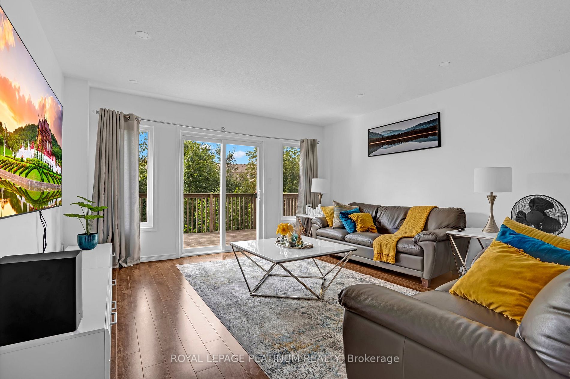285 Old Huron Road, #6