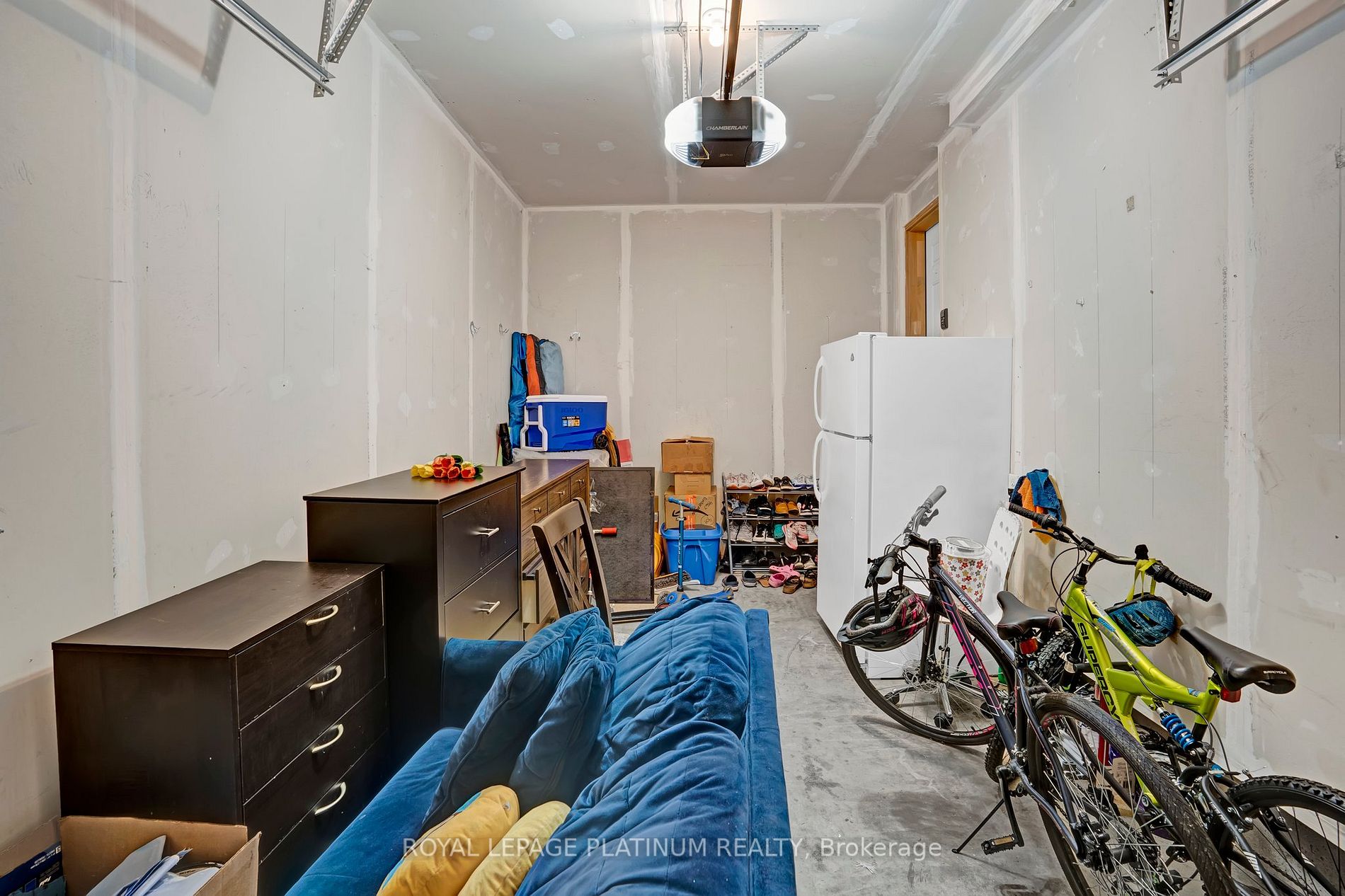 285 Old Huron Road, #6
