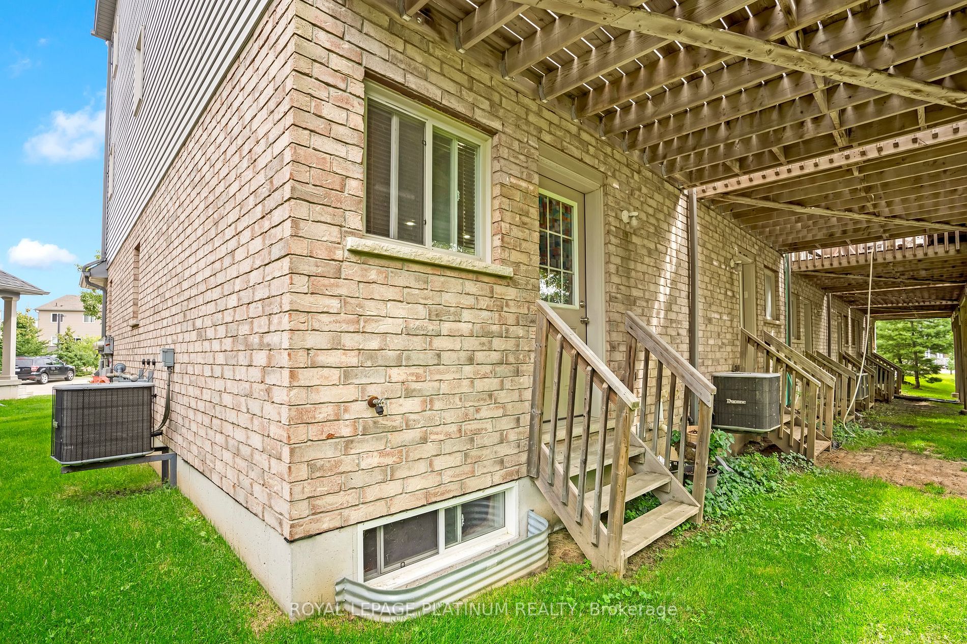 285 Old Huron Road, #6