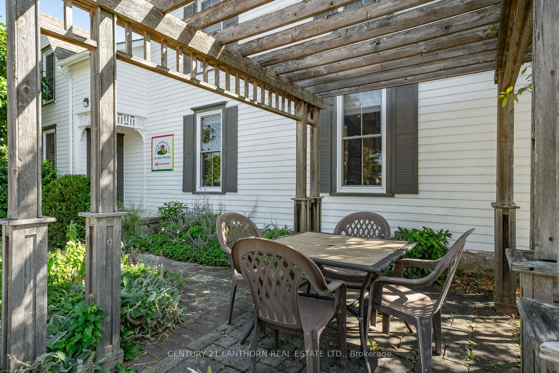 13360 Loyalist Pkwy