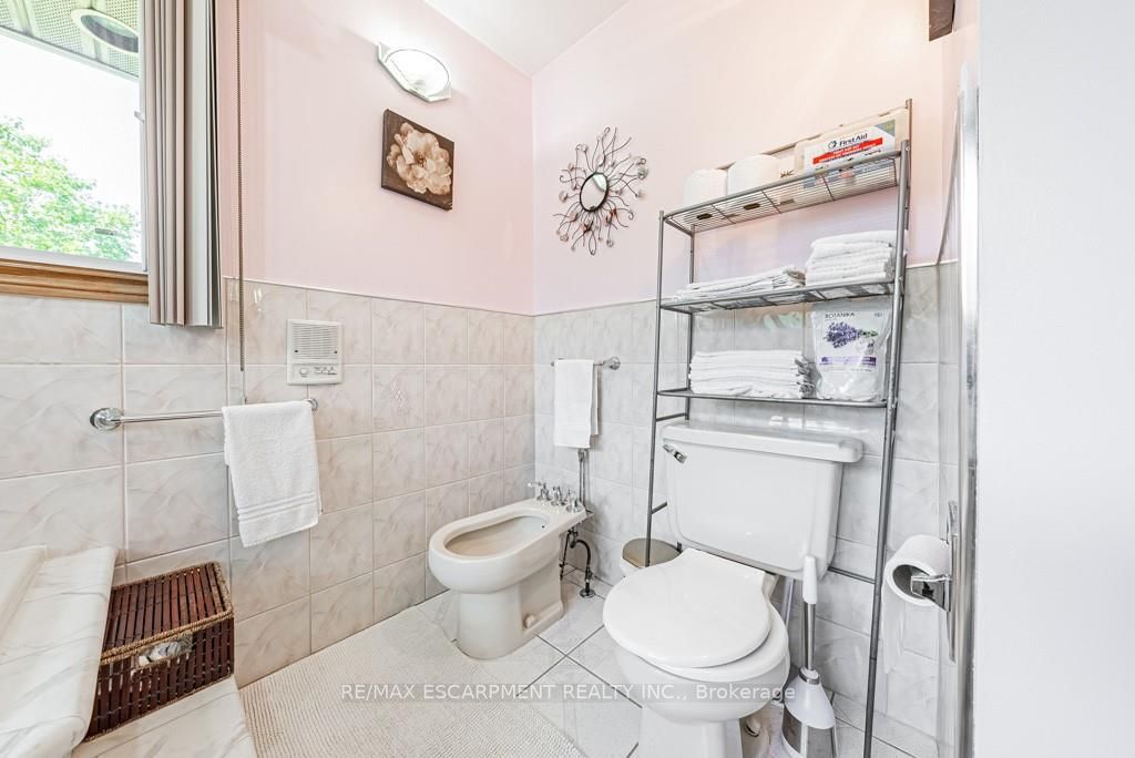 154 Gainsborough Rd
