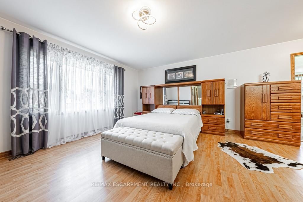 154 Gainsborough Rd