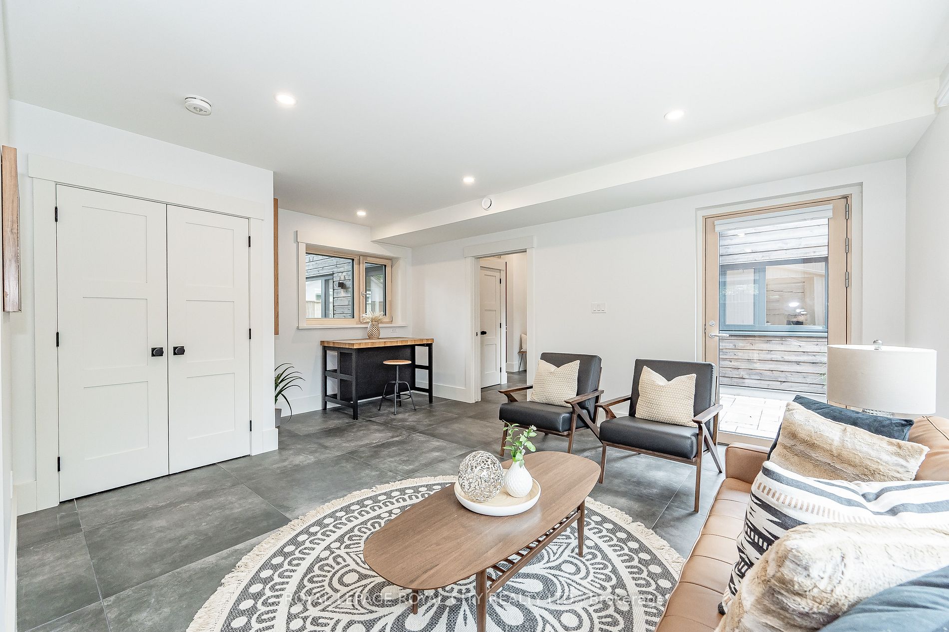 9 King Edward Place