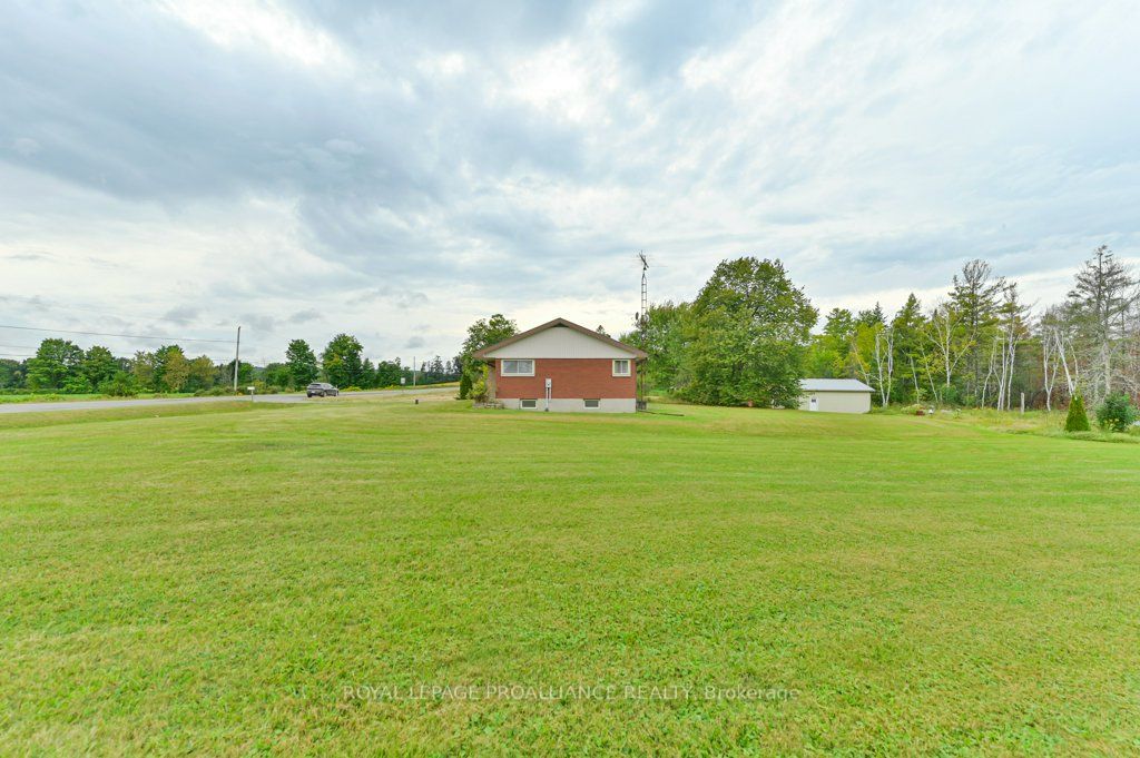 2052 Frankford Rd