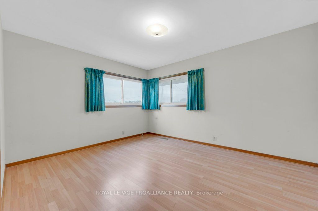 2052 Frankford Rd