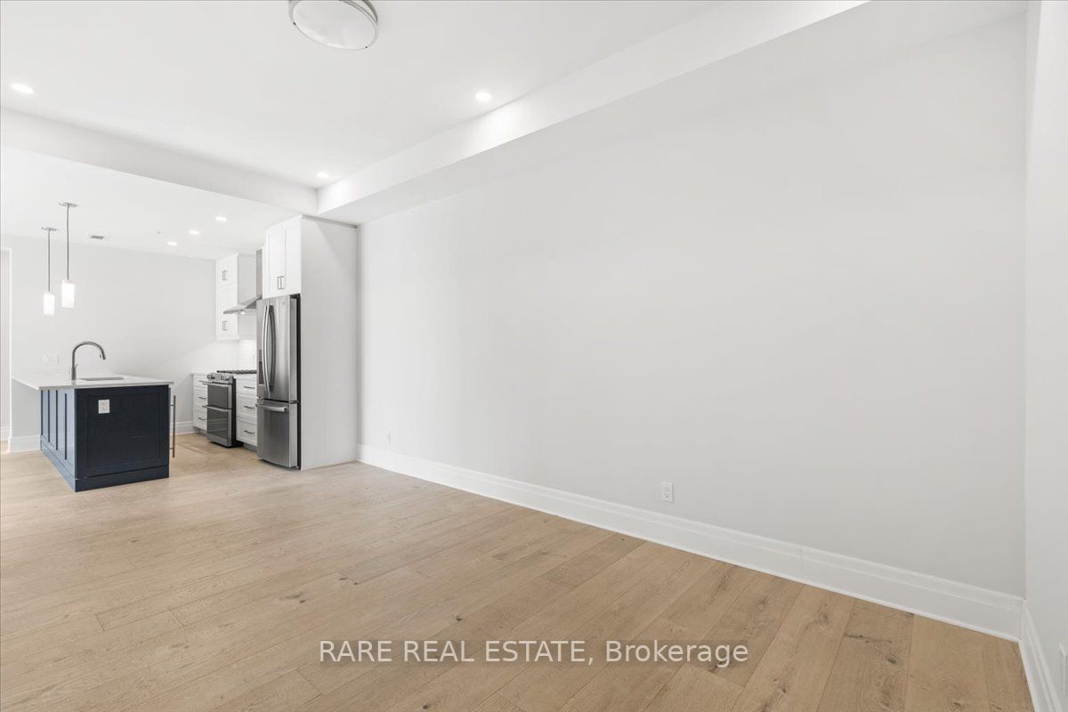 Listing X6816708 - Large Photo # 16