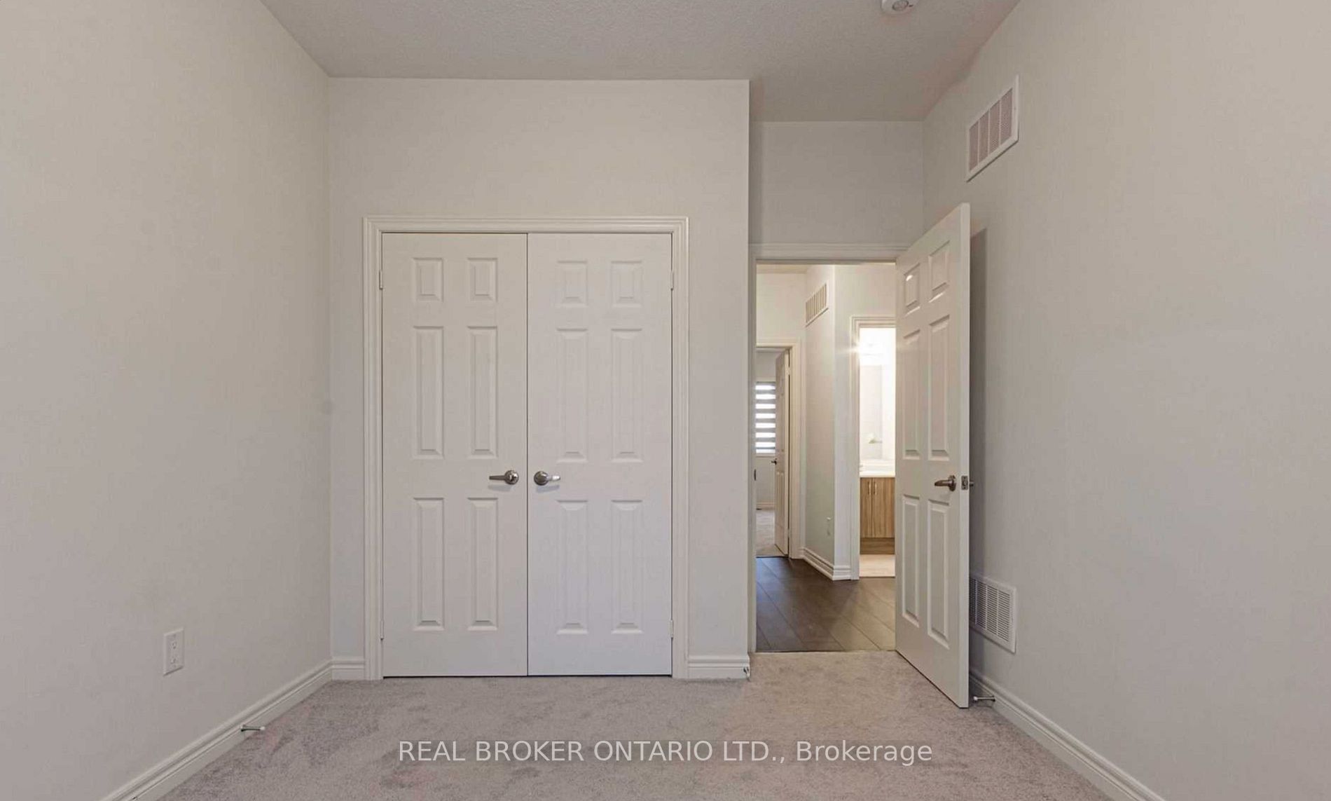 15 Westfield Crescent