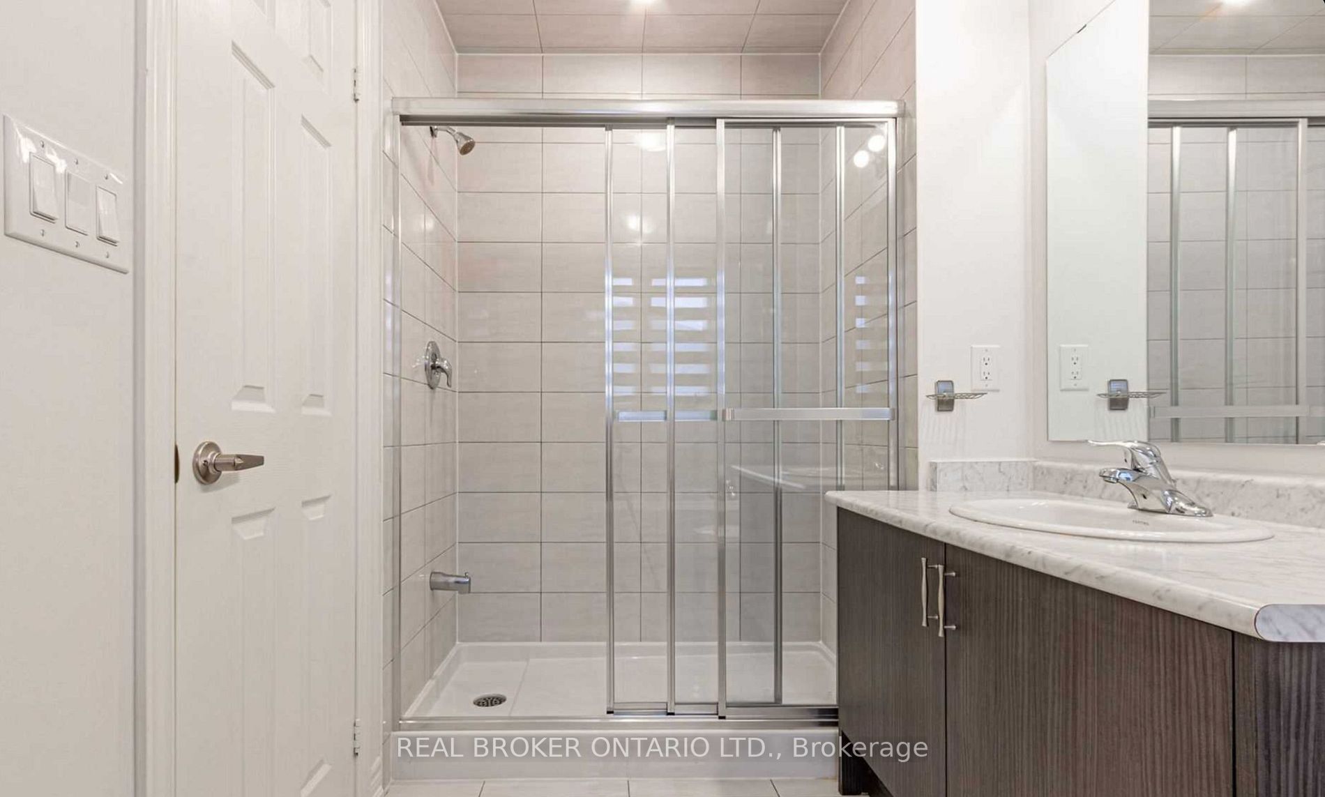 15 Westfield Crescent