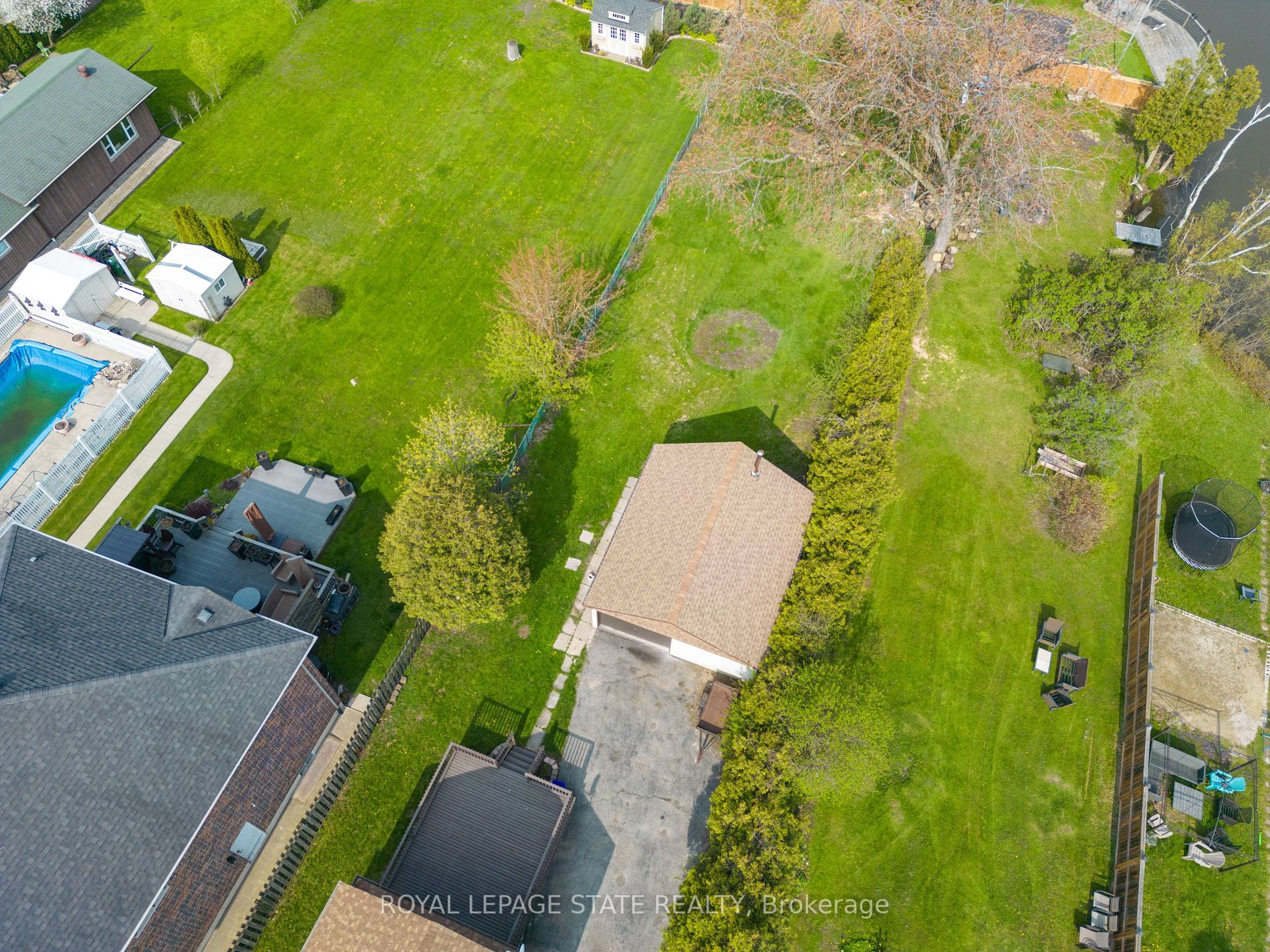 101 Teal Ave