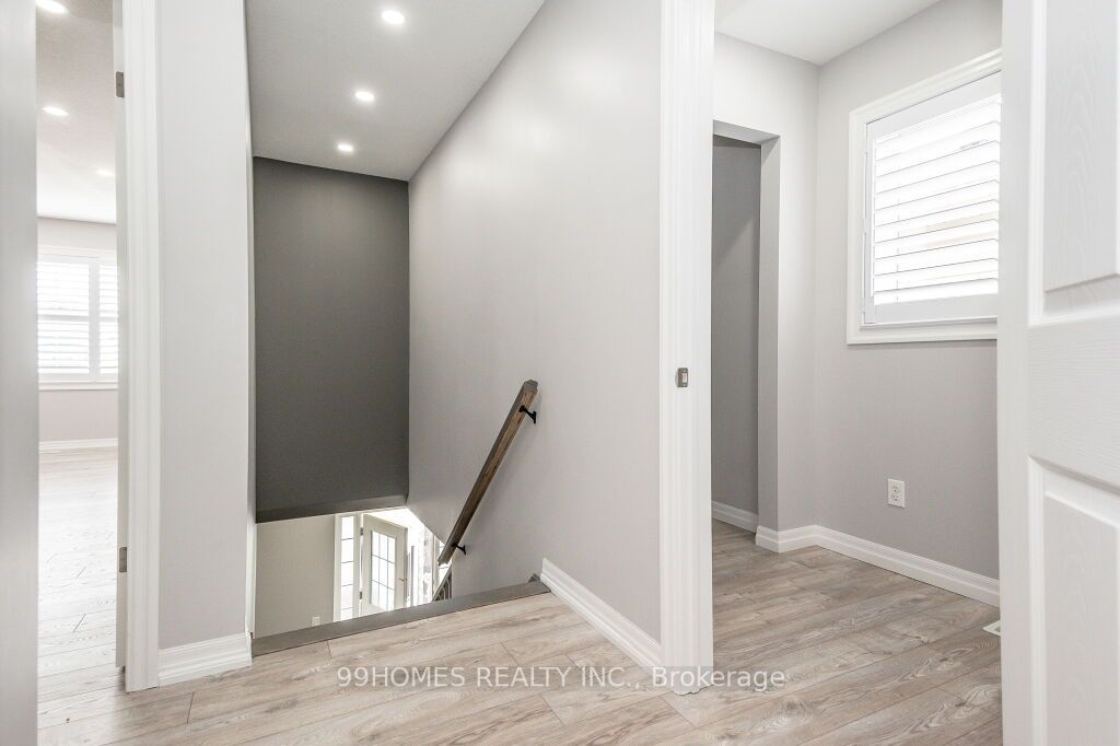 Listing X6816944 - Large Photo # 25