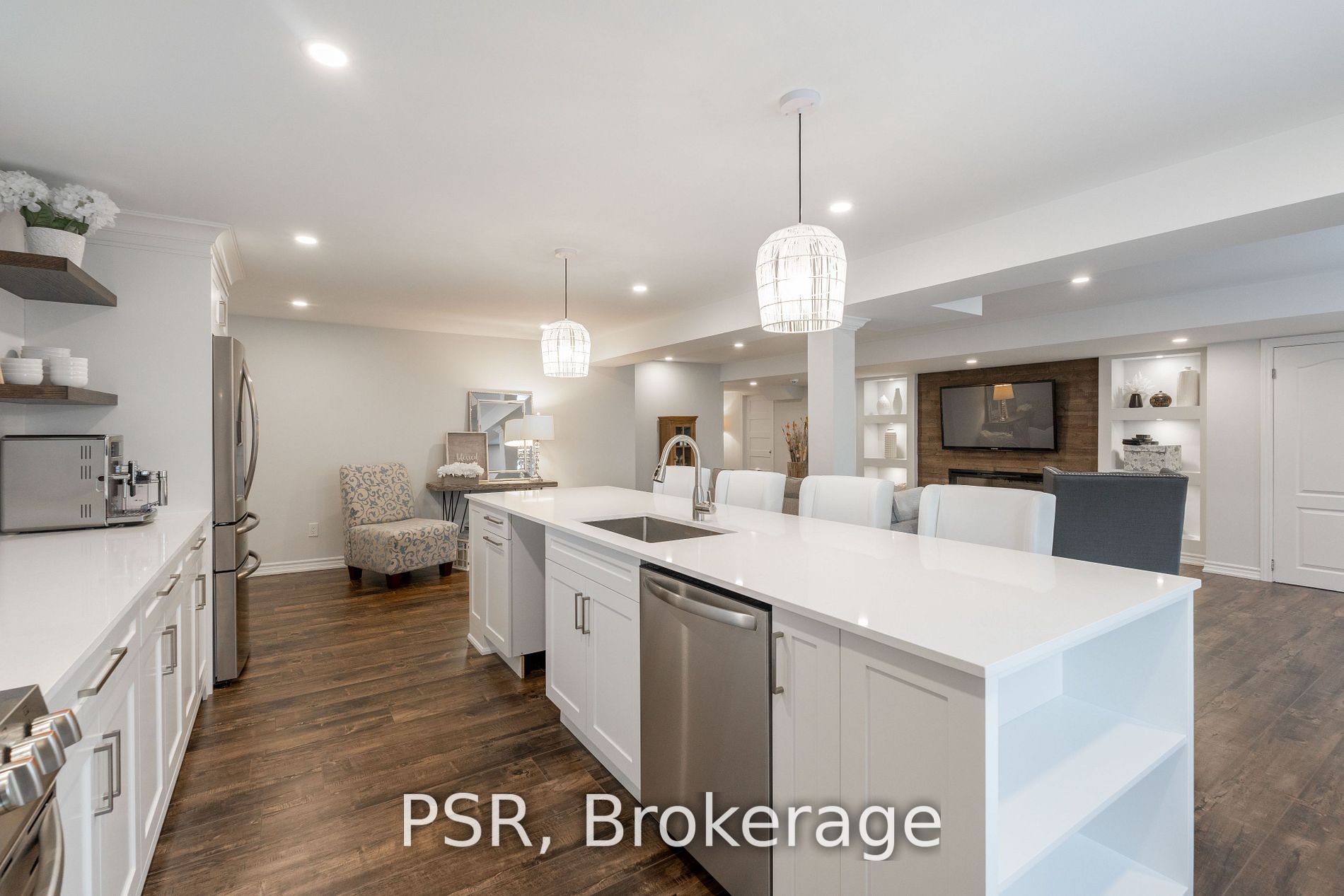 16 Masters Creek Boulevard
