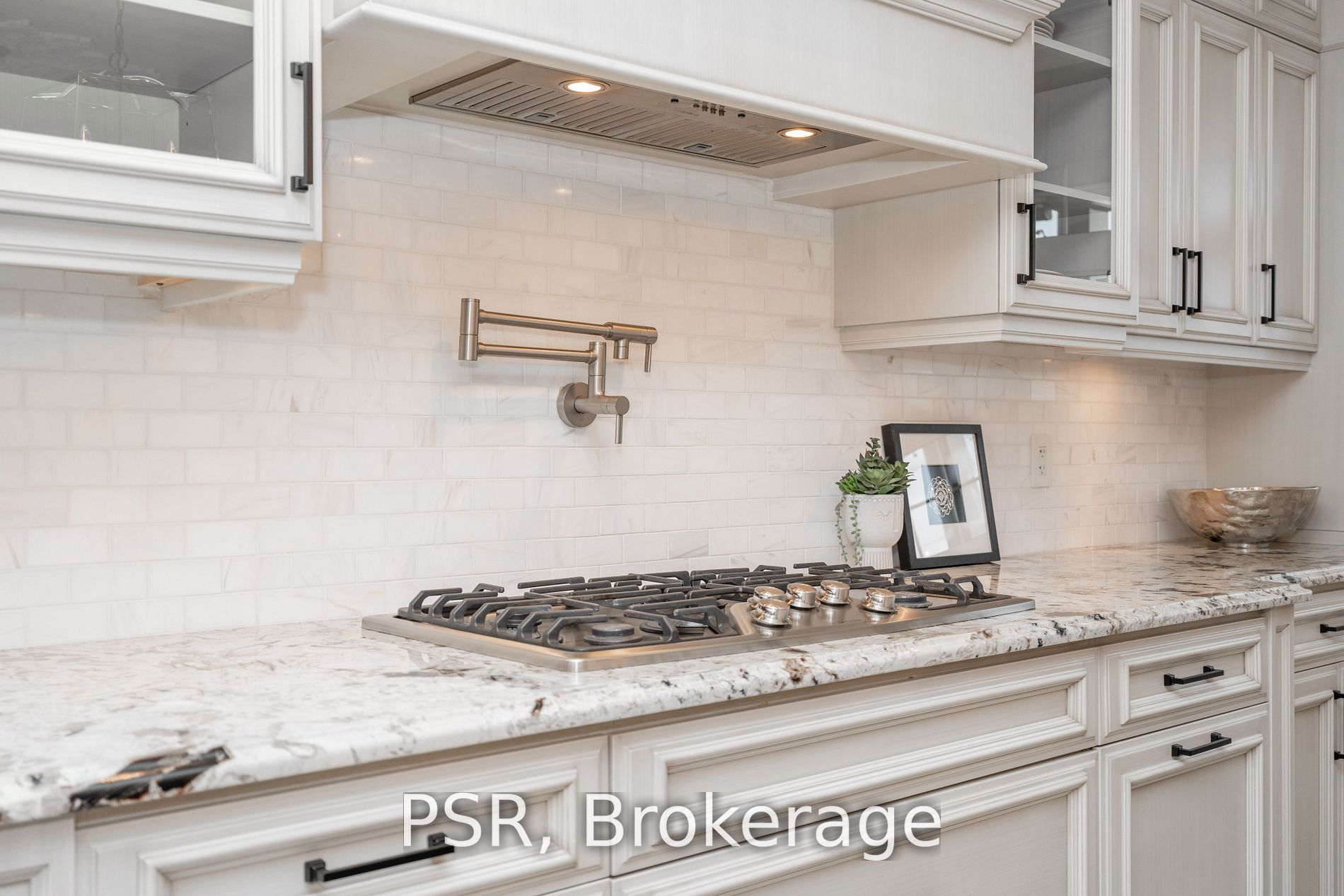 16 Masters Creek Boulevard
