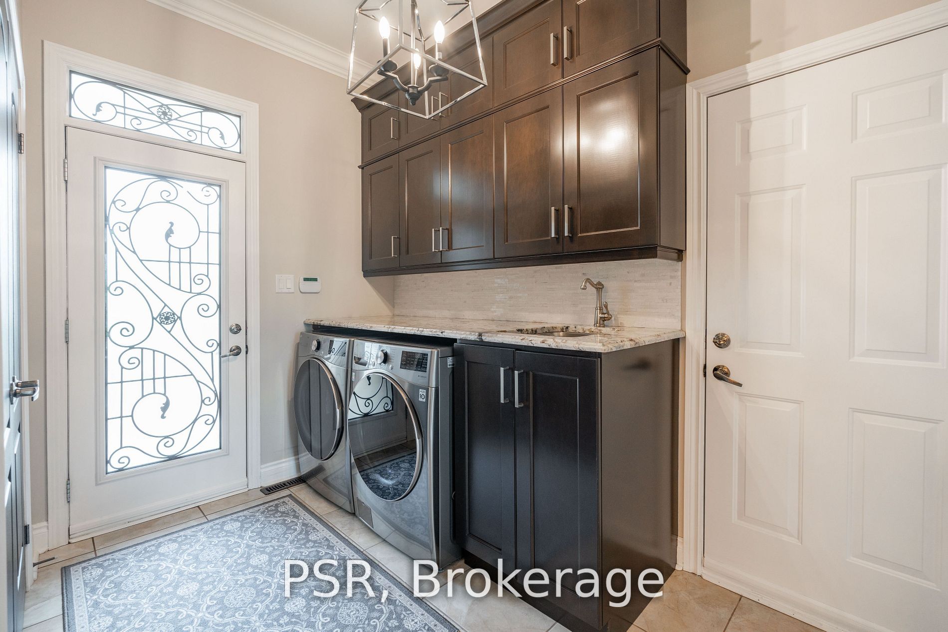 16 Masters Creek Boulevard