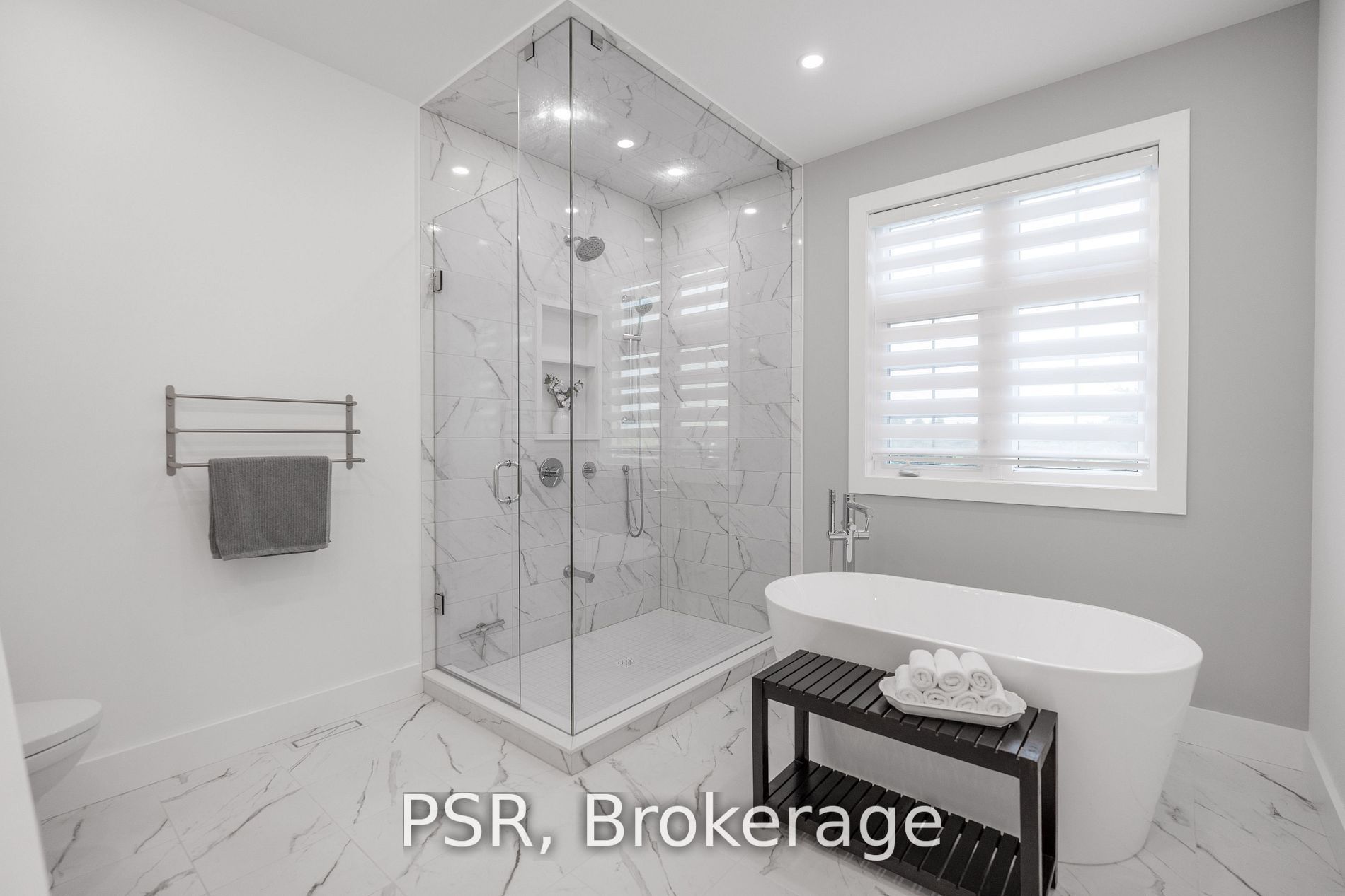 16 Masters Creek Boulevard