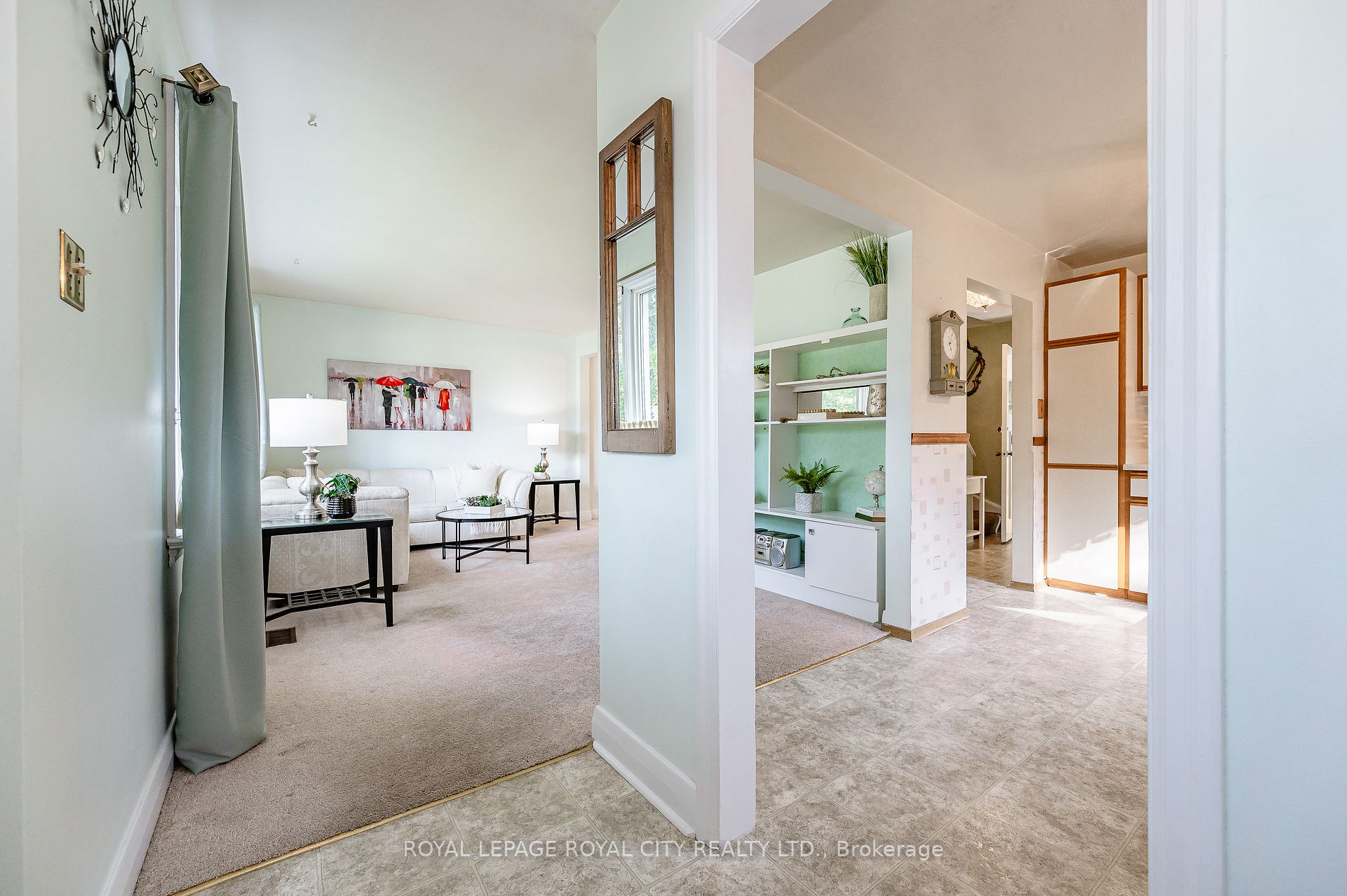 27 Vancouver Dr