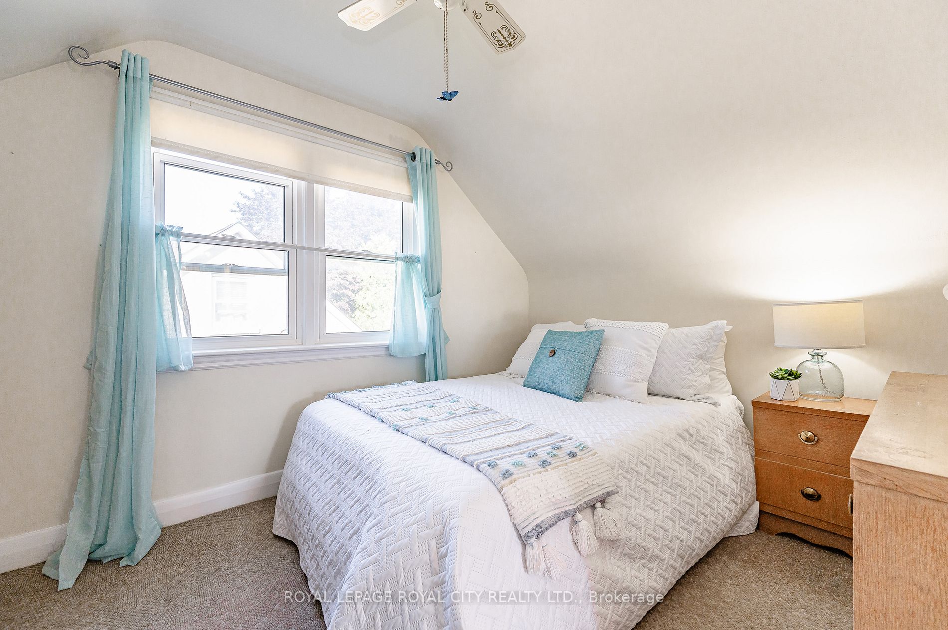 27 Vancouver Dr