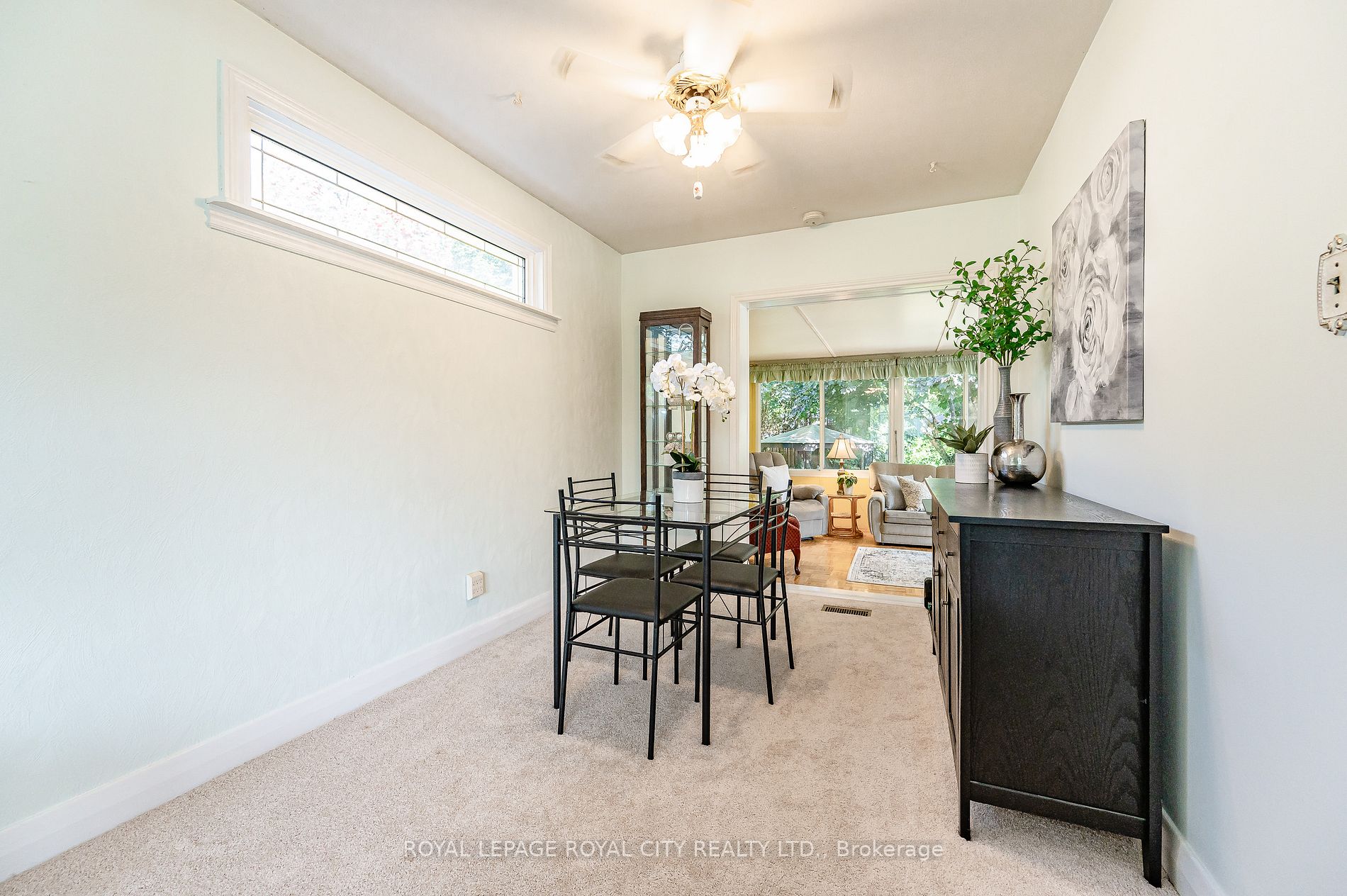 27 Vancouver Dr