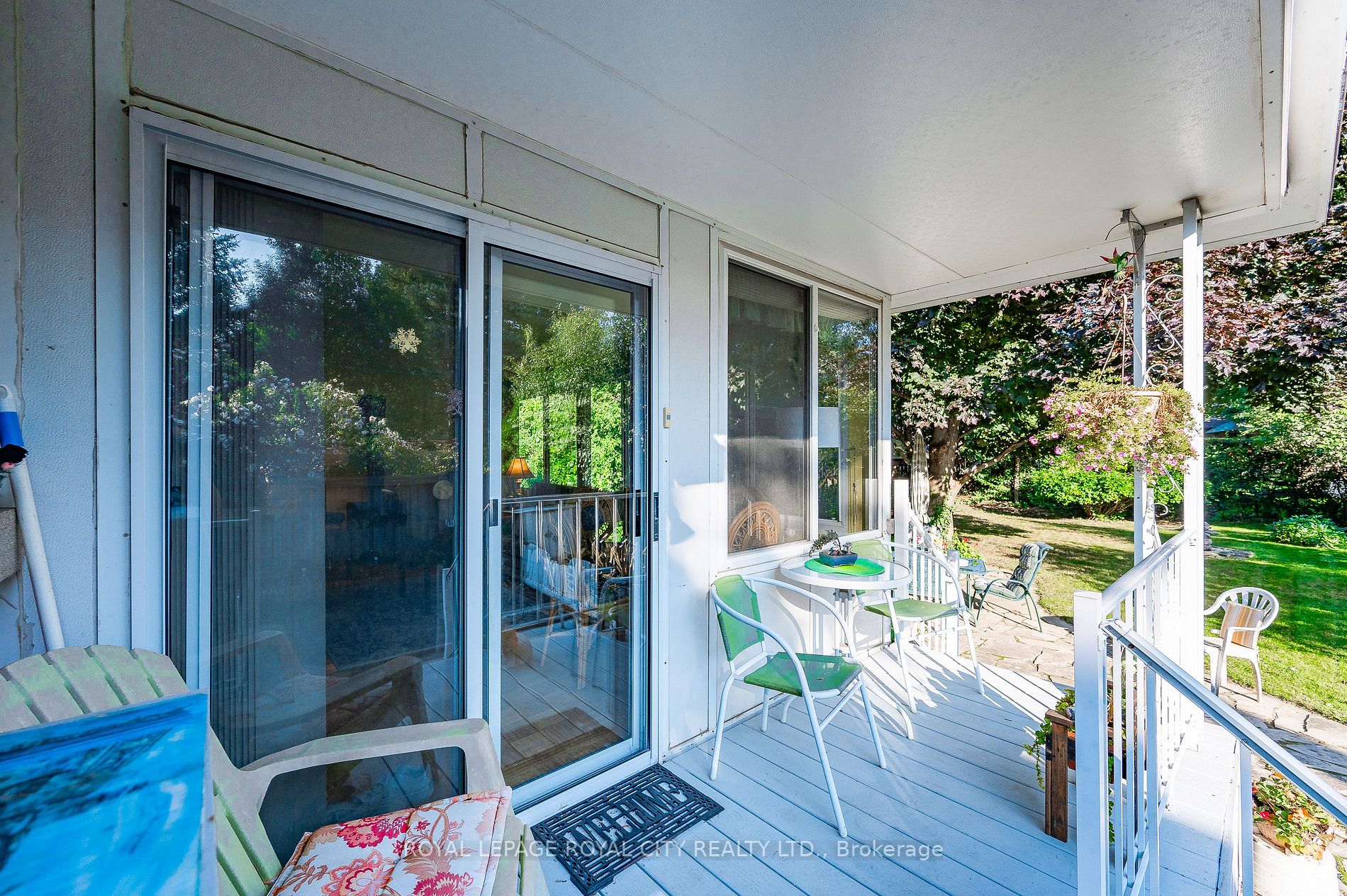 27 Vancouver Dr