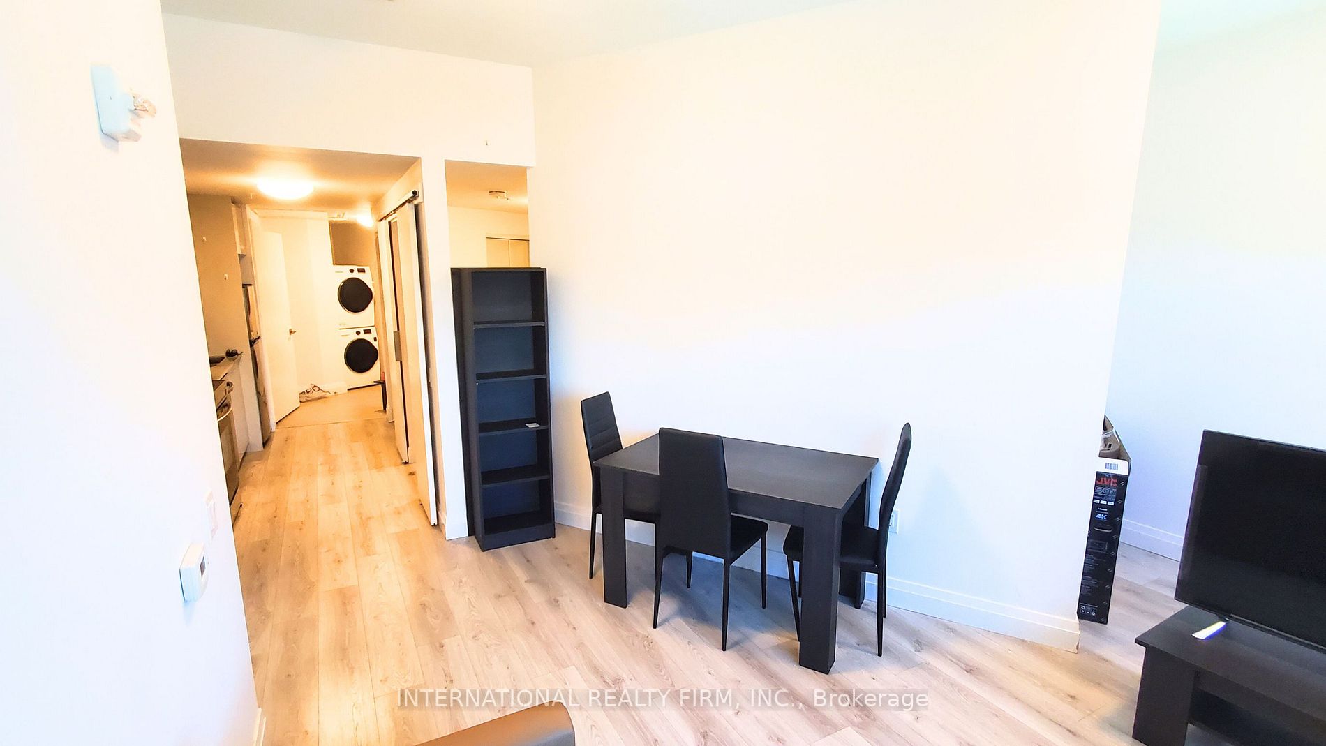 652 Princess Street #425