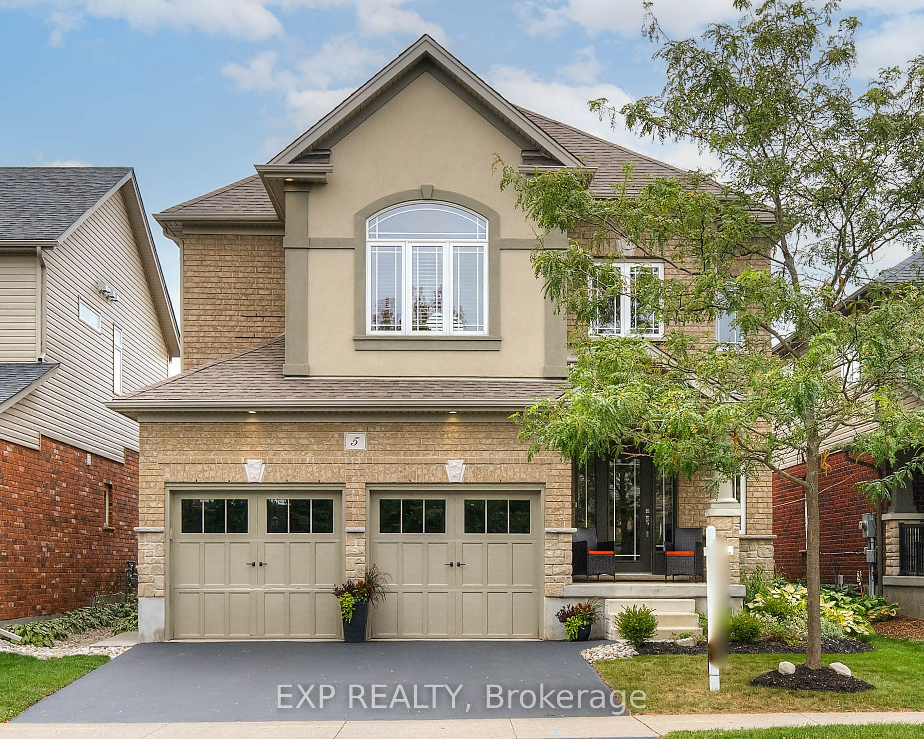5 Baxter Dr