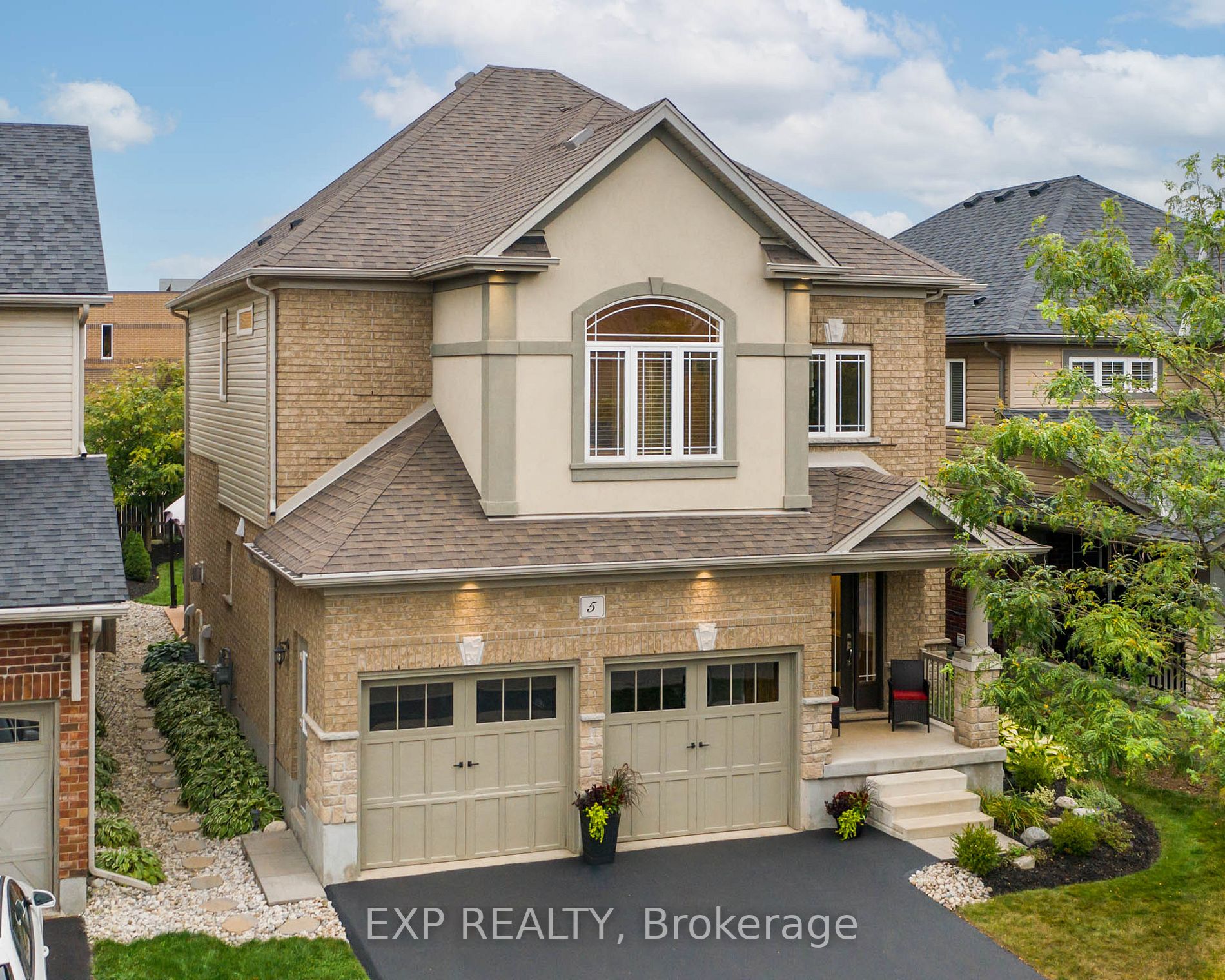 5 Baxter Dr