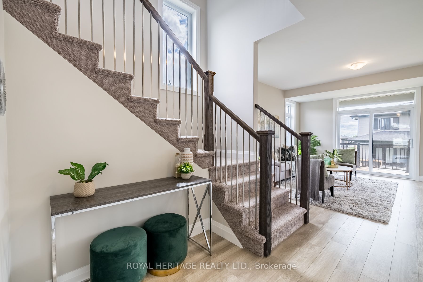 4 Sunridge Crt