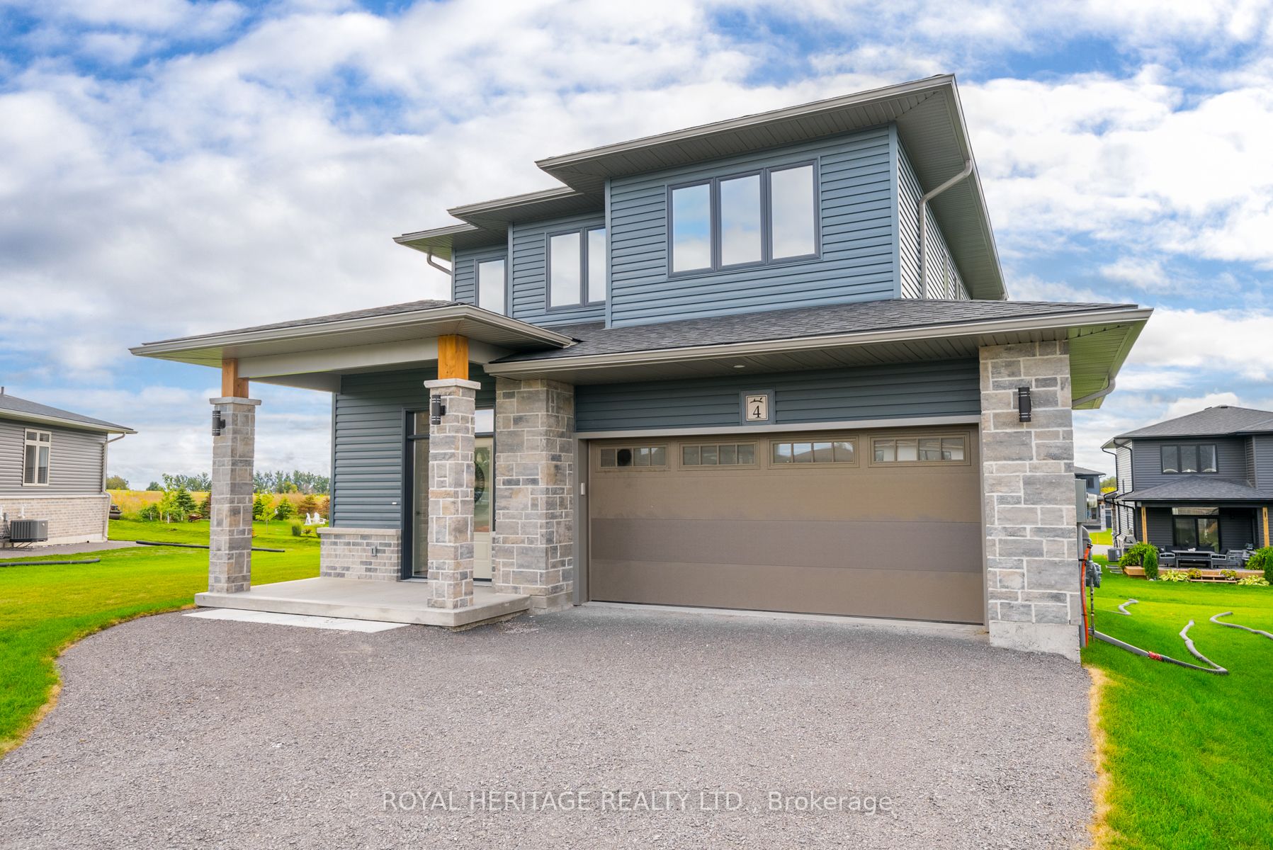 4 Sunridge Crt