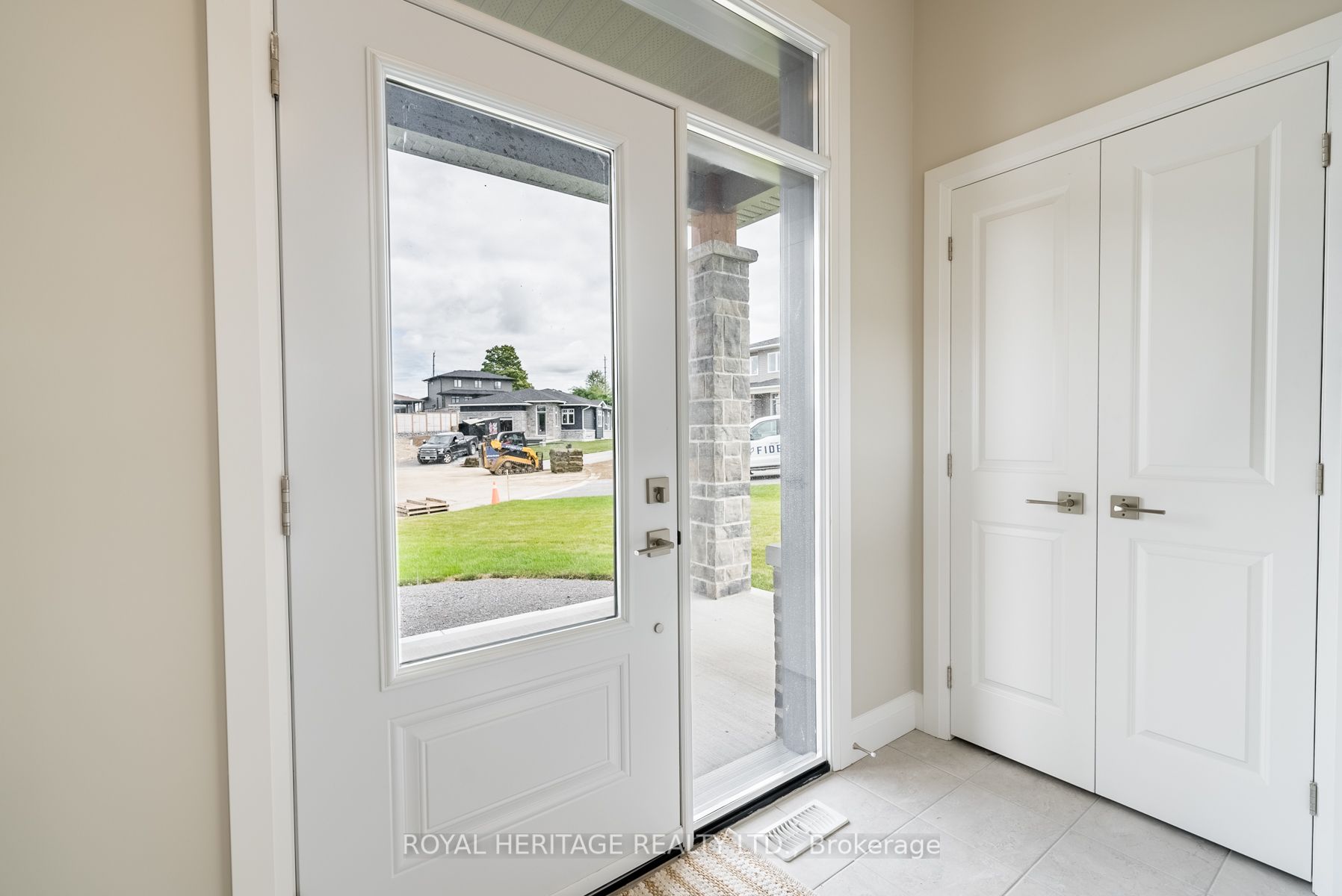 4 Sunridge Crt