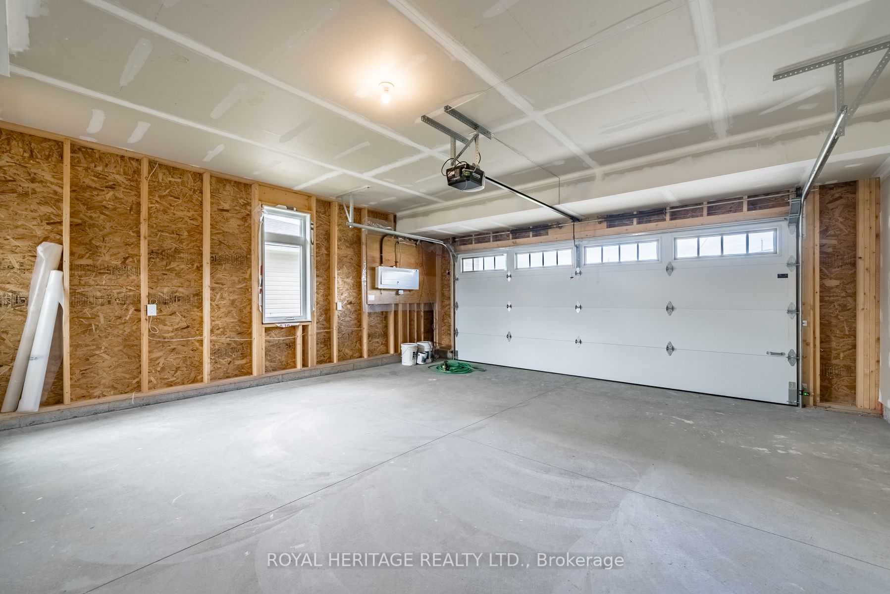 4 Sunridge Crt