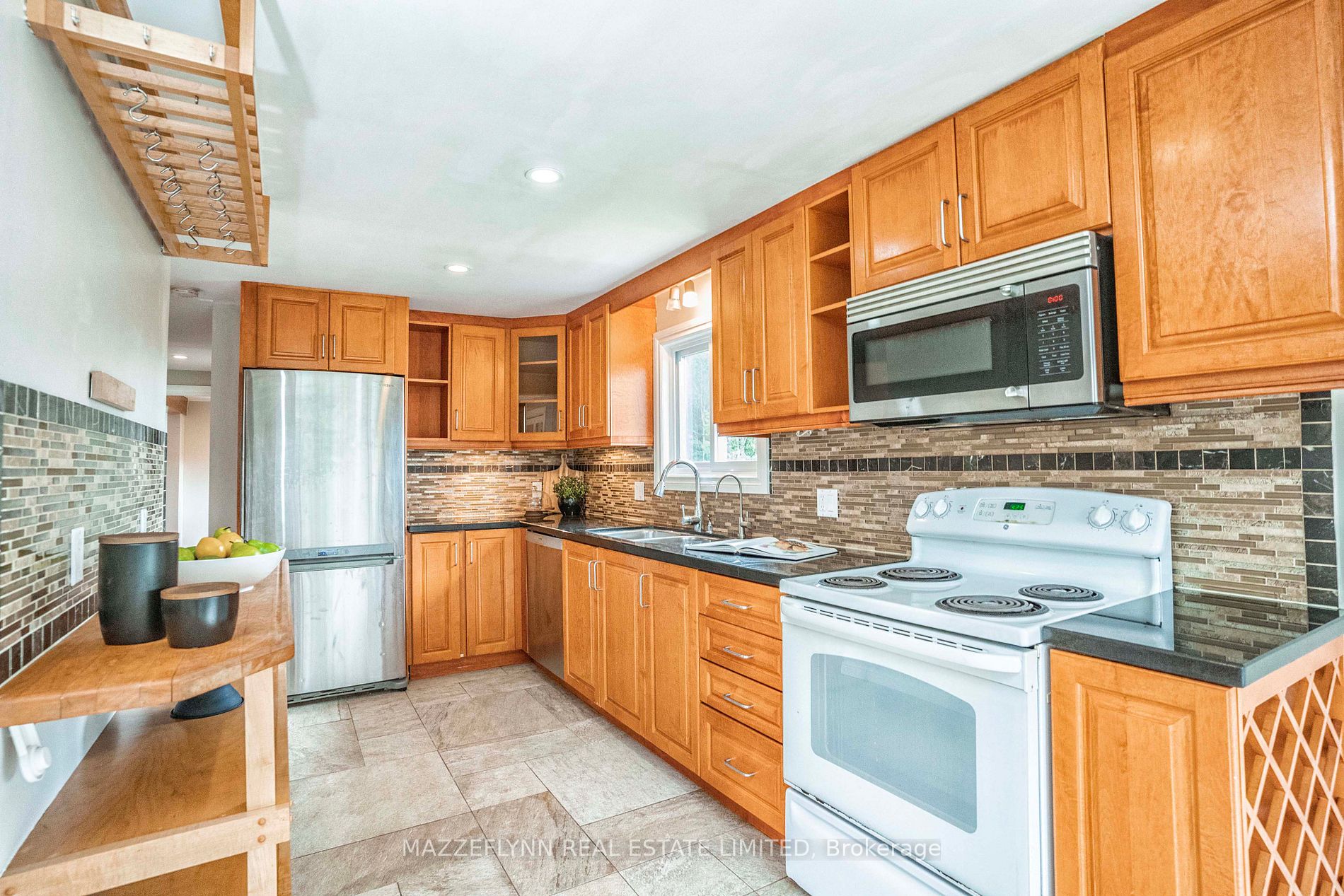 475352 County Rd 11 Road
