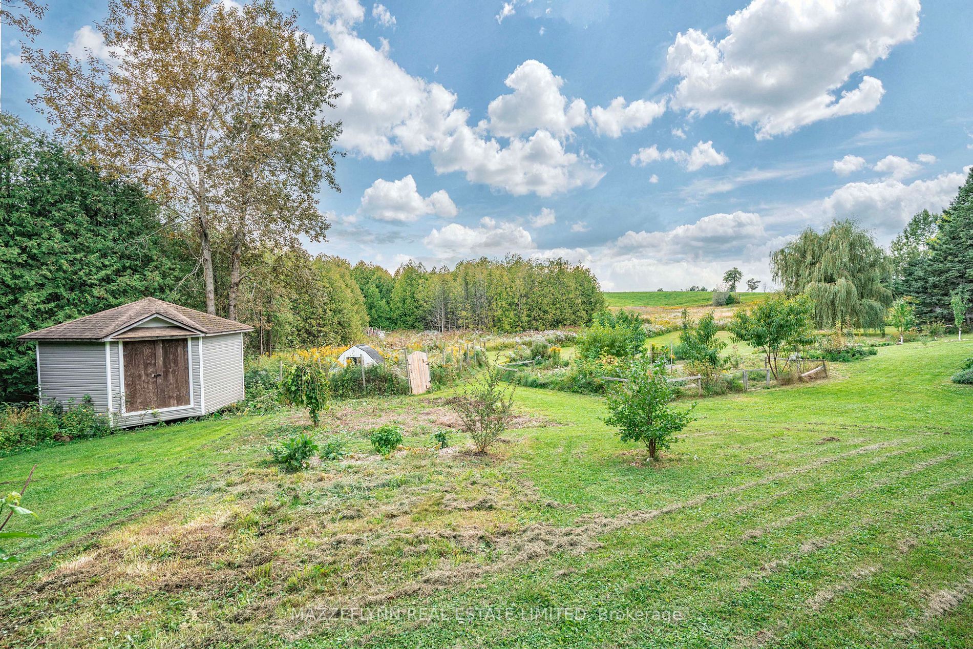 475352 County Rd 11 Road