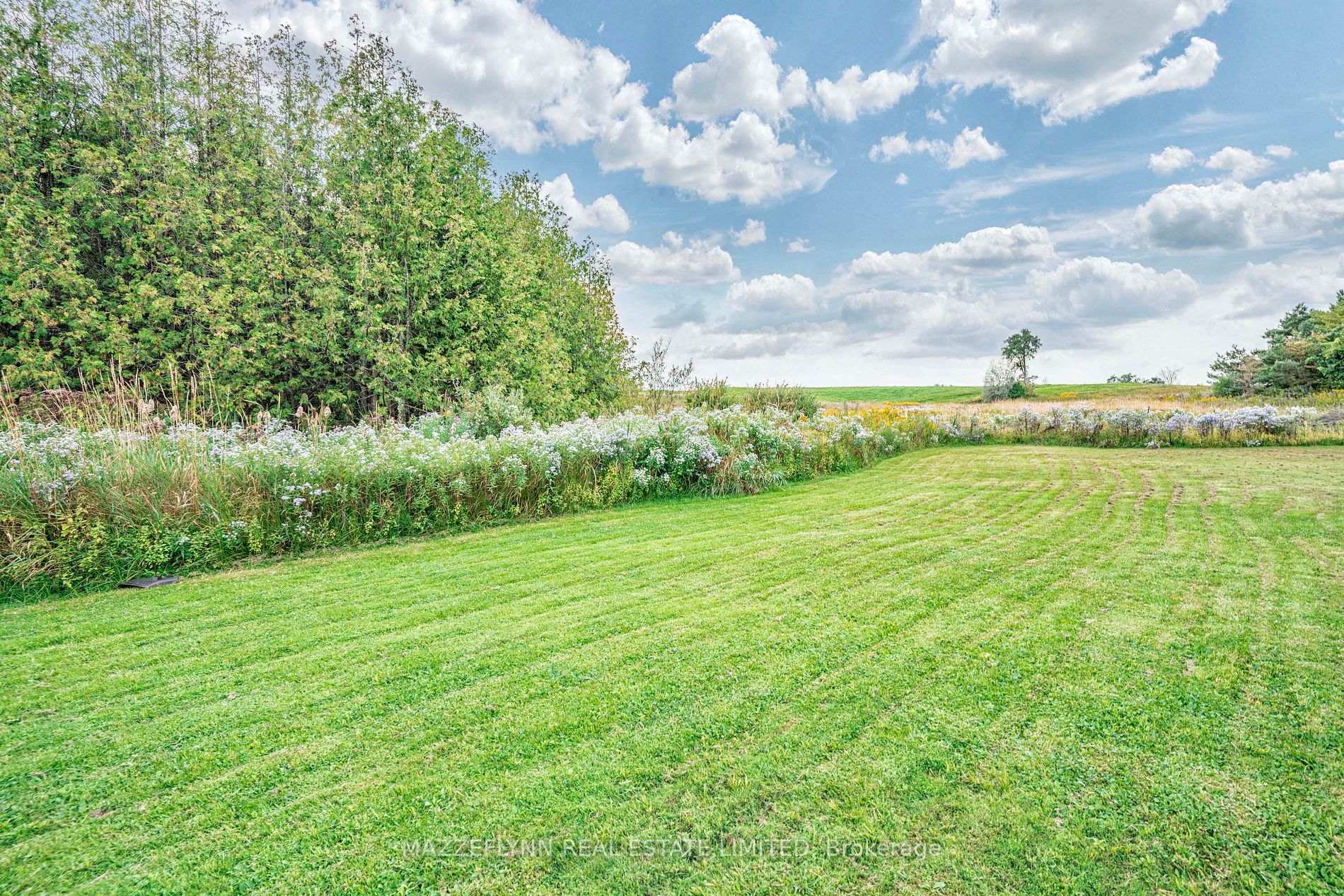 475352 County Rd 11 Road