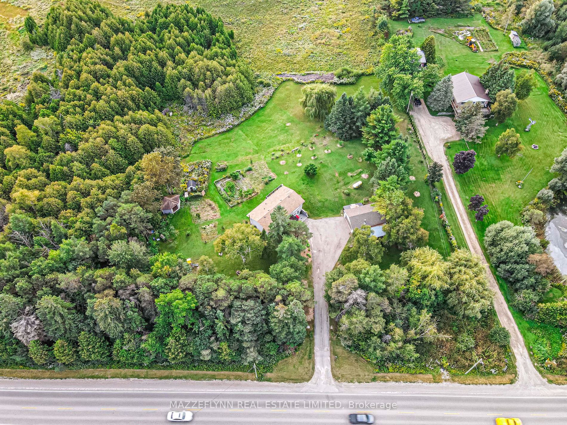 475352 County Rd 11 Road