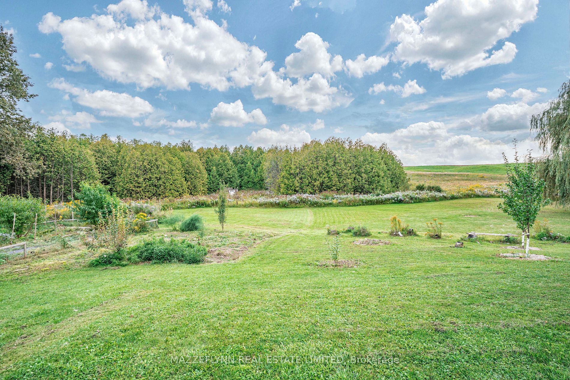475352 County Rd 11 Road