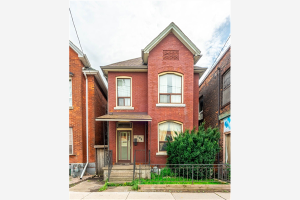 604 Barton St E, Hamilton