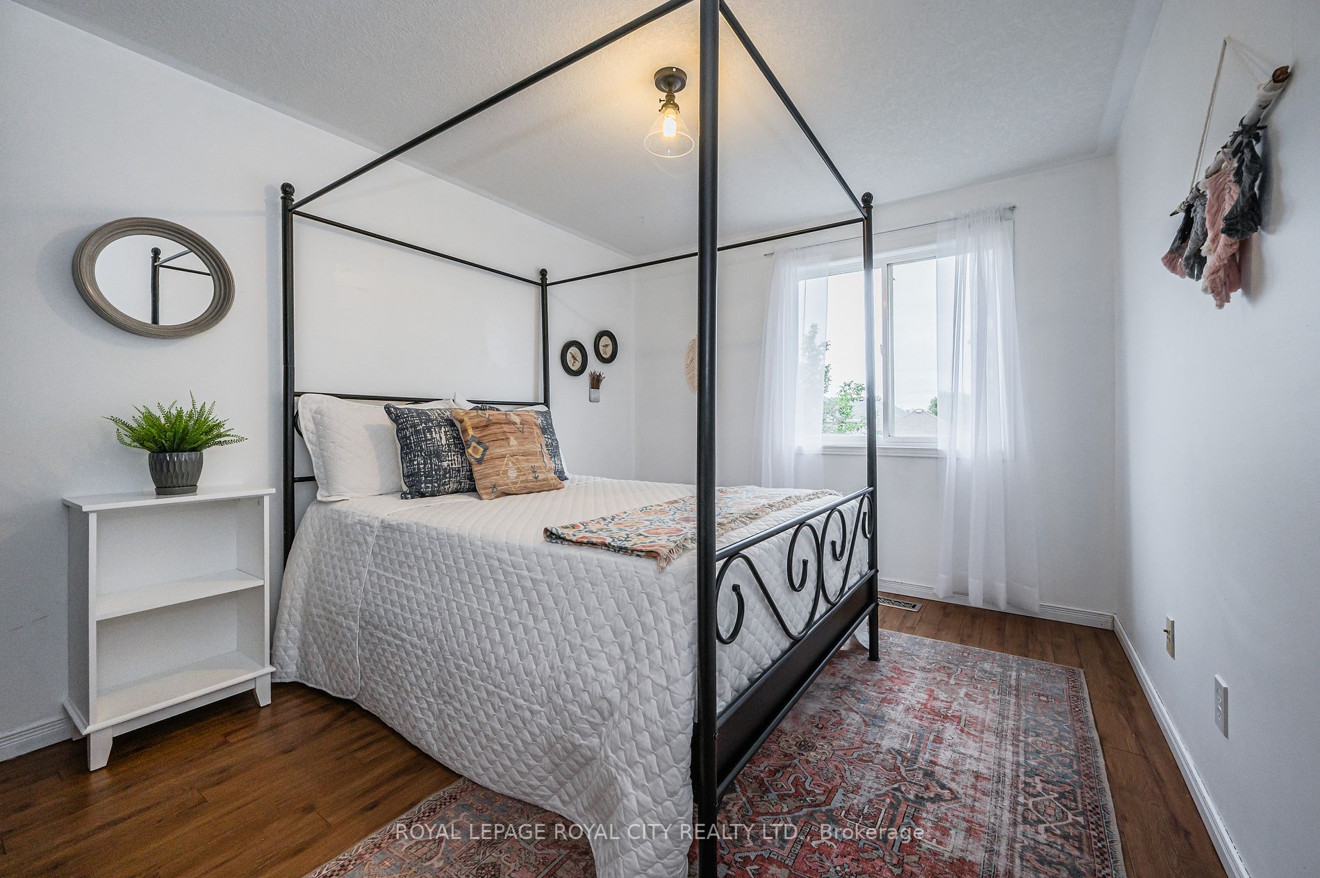 63 Starview Crescent