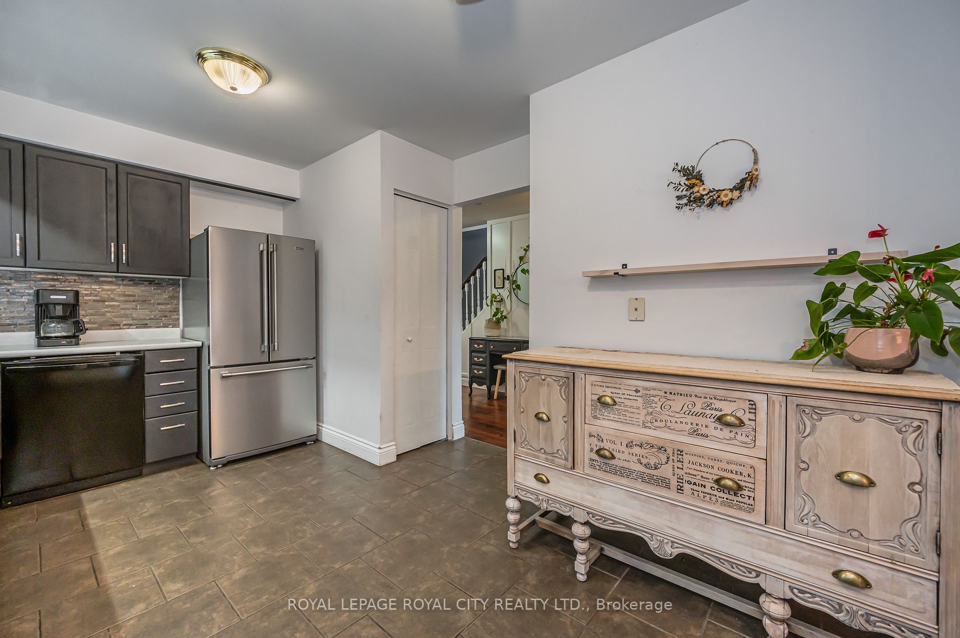 63 Starview Crescent