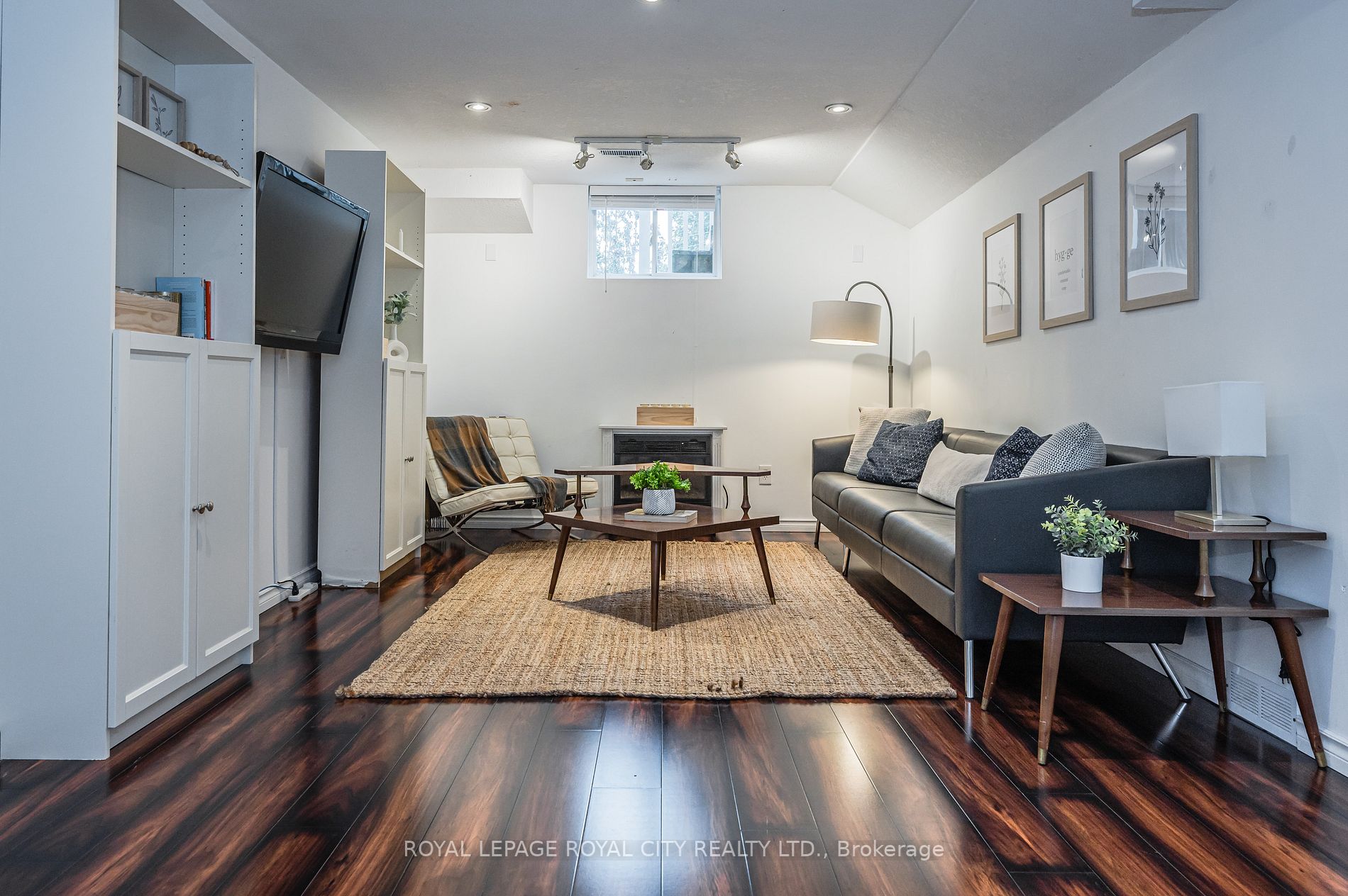 63 Starview Crescent
