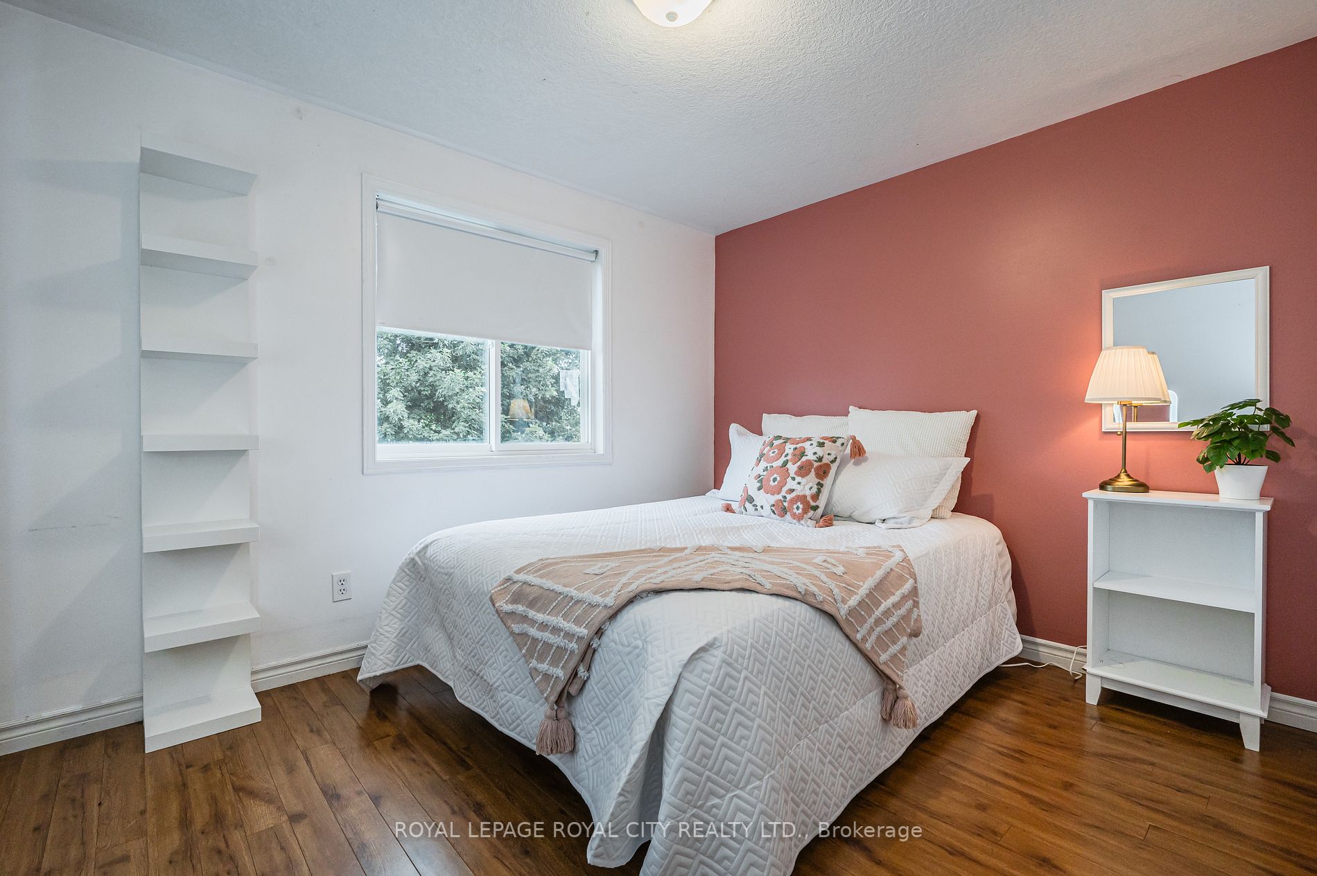 63 Starview Crescent