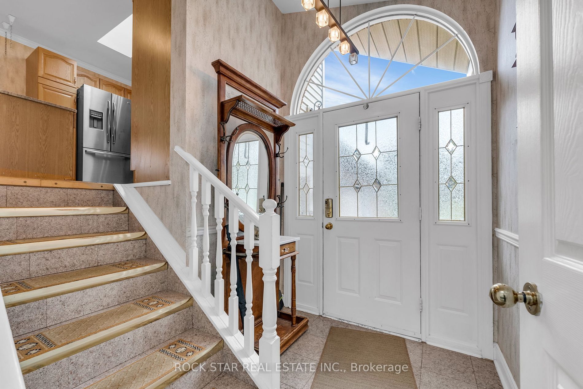 1 Emily St