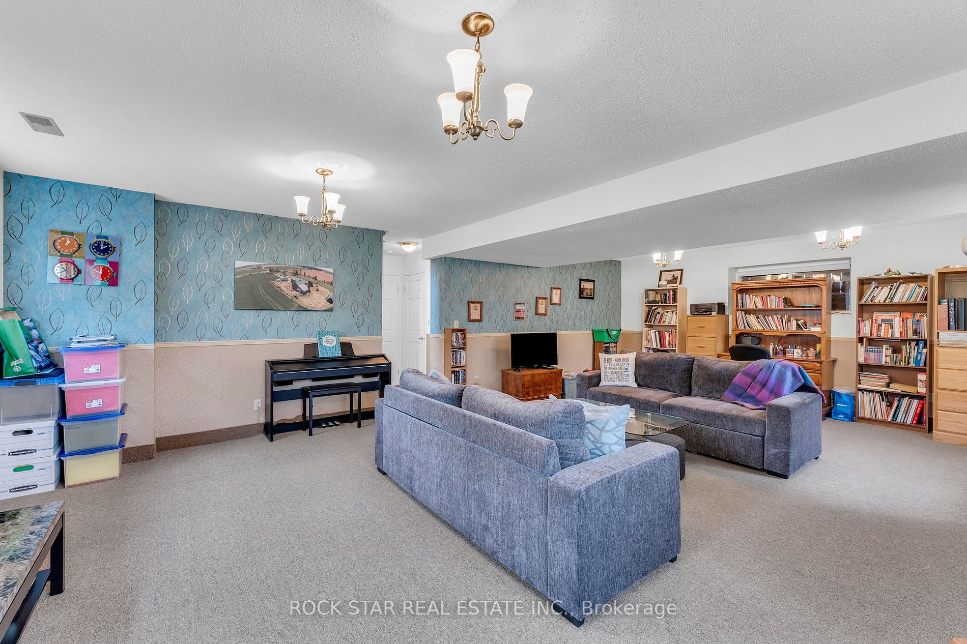 1 Emily St