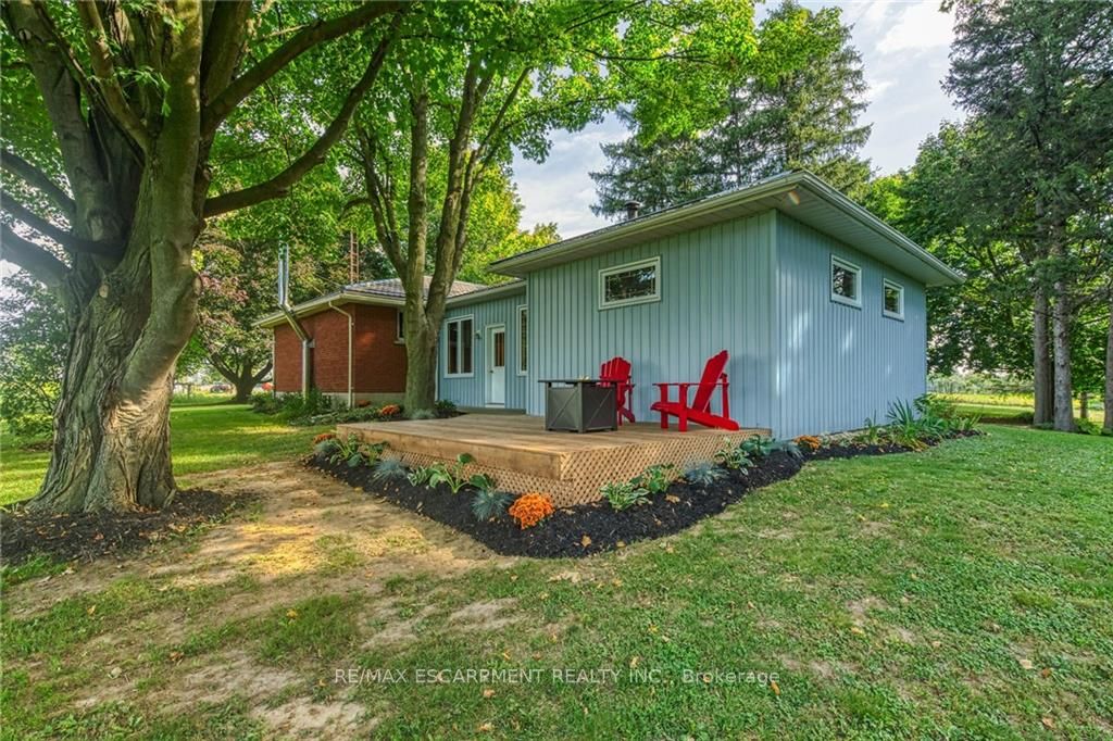 2097 Jerseyville Rd W