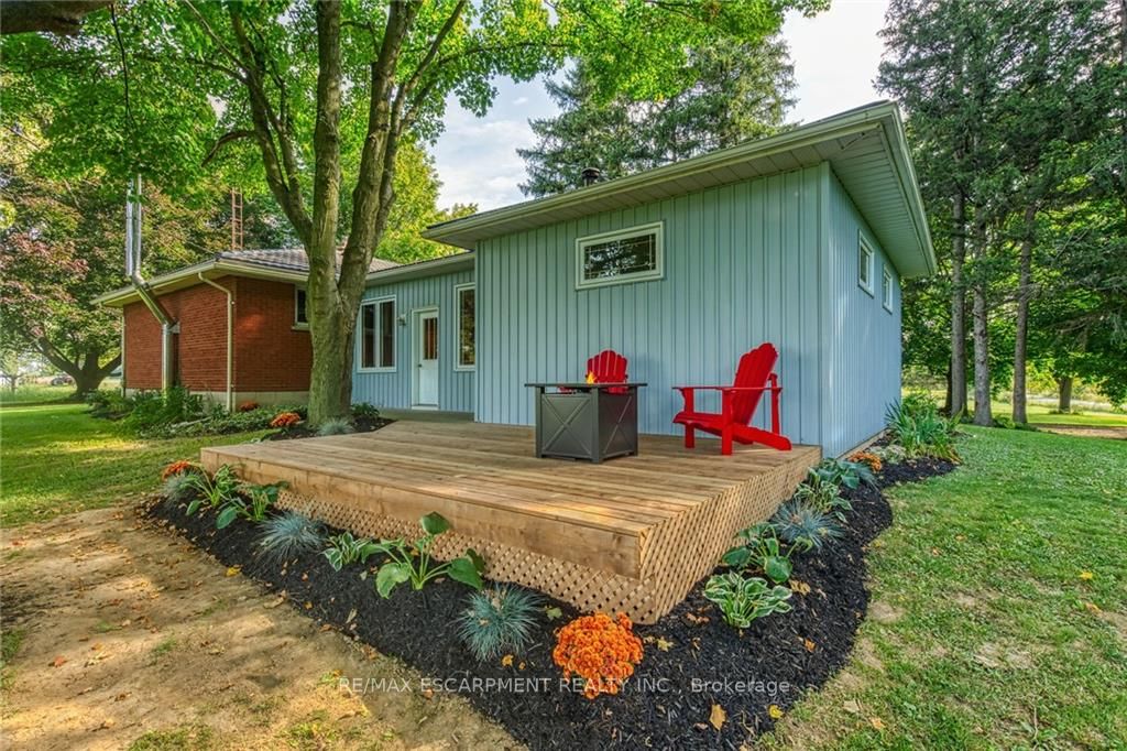 2097 Jerseyville Rd W