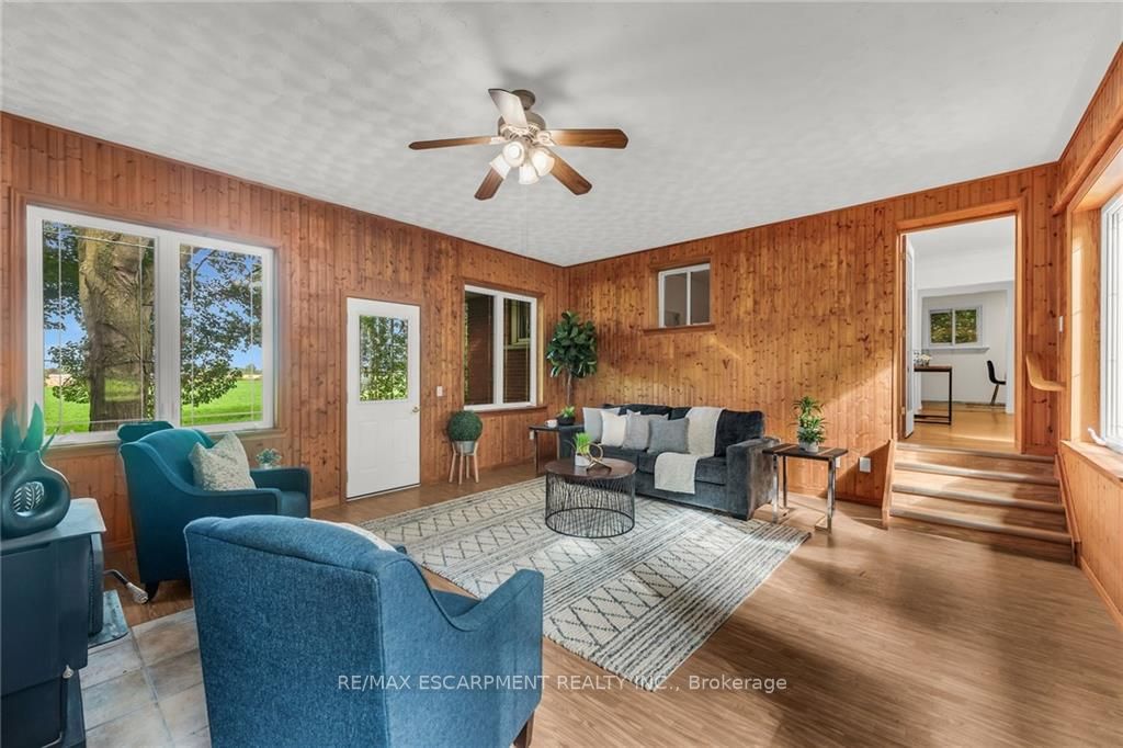 2097 Jerseyville Rd W