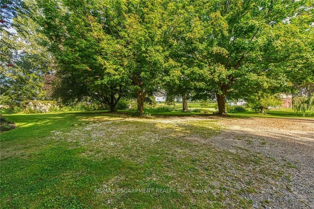 2097 Jerseyville Rd W